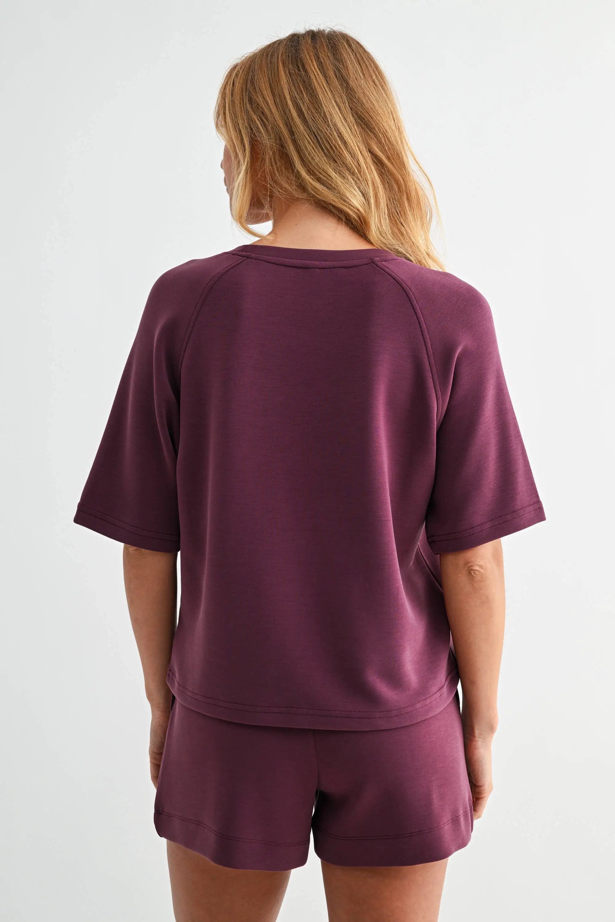 Mono B Mono B - Laguna Soft Drape Raglan Tee - T-Shirts Mono B - Laguna Soft Drape Raglan Tee
