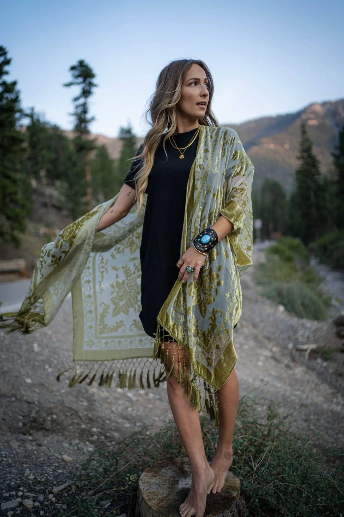 Three Bird Nest Three Bird Nest - Crushin' On You Velvet Kimono - Scarves & Shawls Three Bird Nest - Crushin' On You Velvet Kimono