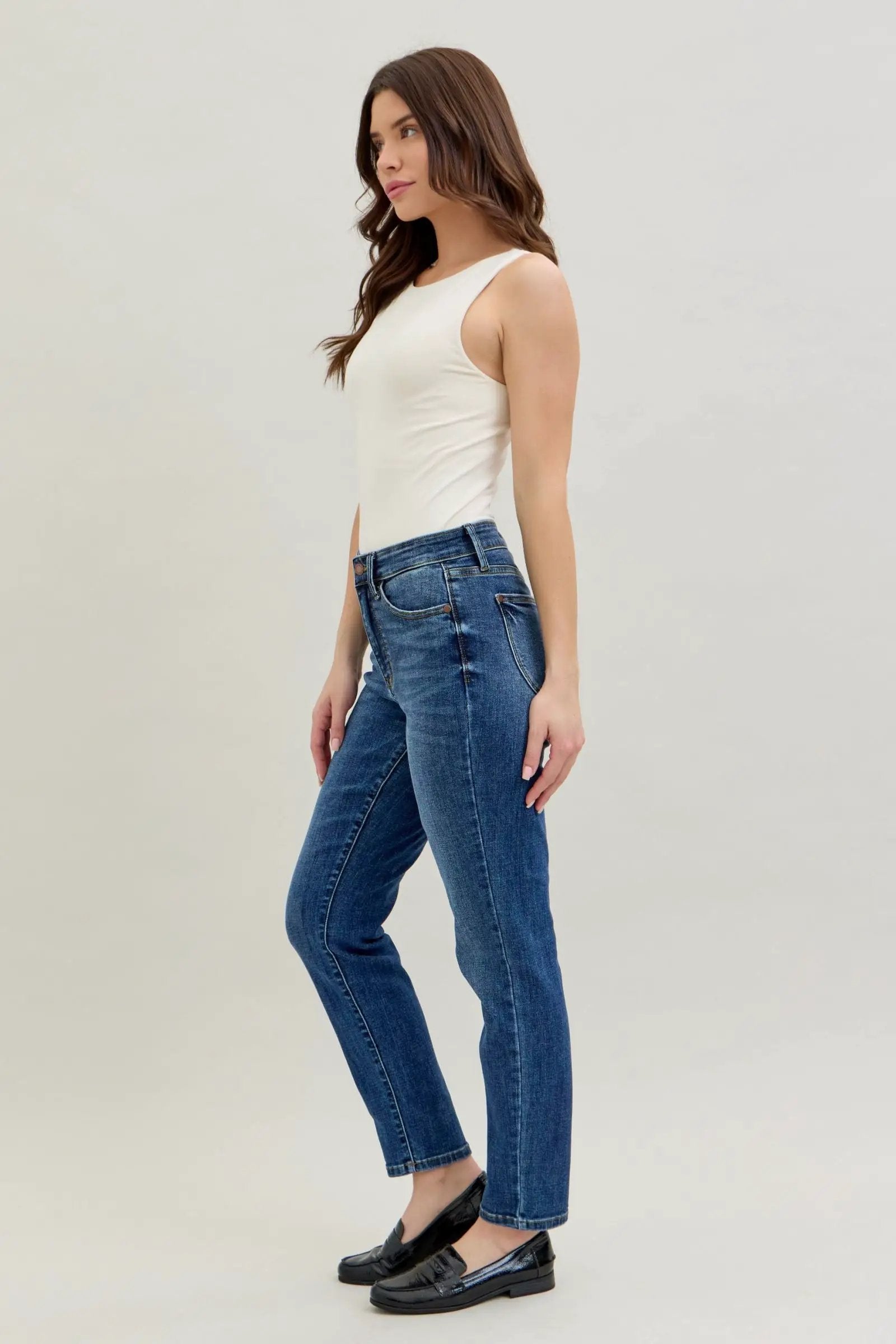 Judy Blue The High Rise Dark Wash Relaxed Skinny Jeans - Jeans Judy Blue High Rise Skinny