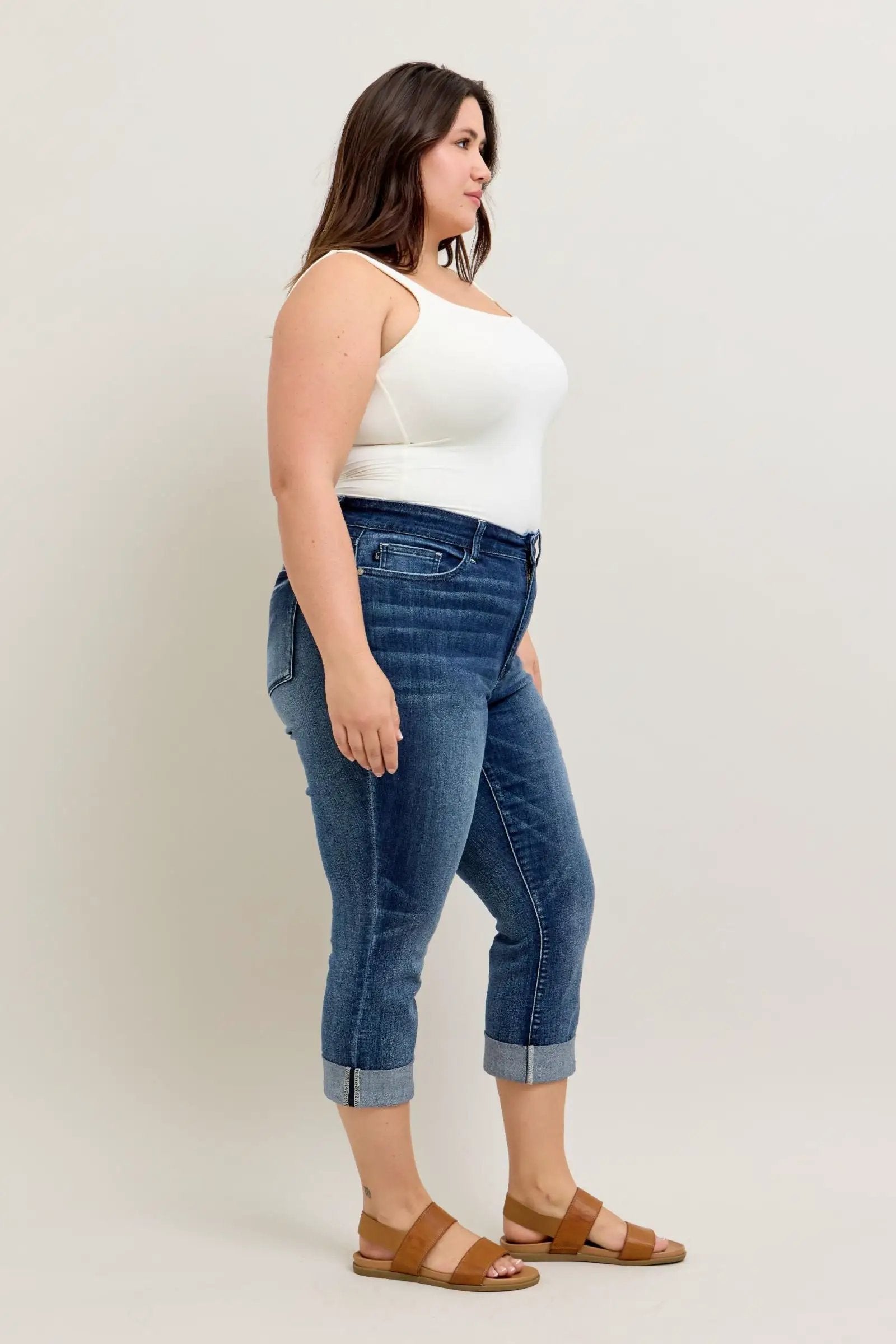 Judy Blue Judy Blue Dark Wash Cuffed Capri PLUS - Jeans Judy Blue Dark Wash Cuffed Capri PLUS
