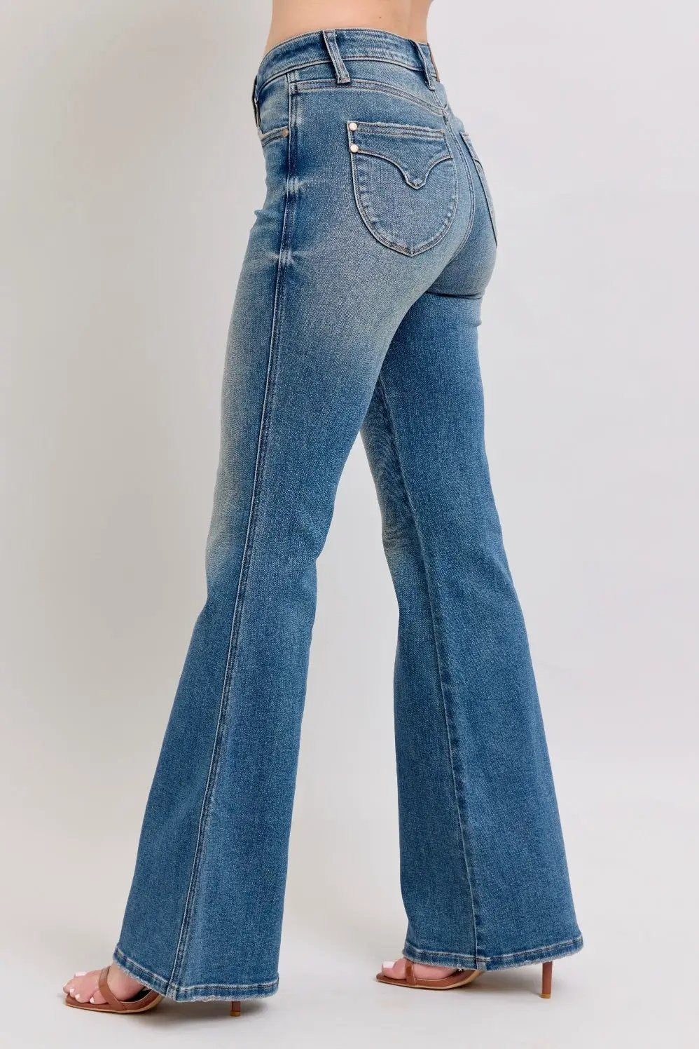 Judy Blue Judy Blue Mid Rise Flare Leg Tummy Control Denim Blue Jeans - Jeans Judy Blue Mid Rise Flare Leg Tummy Control Denim Blue Jeans