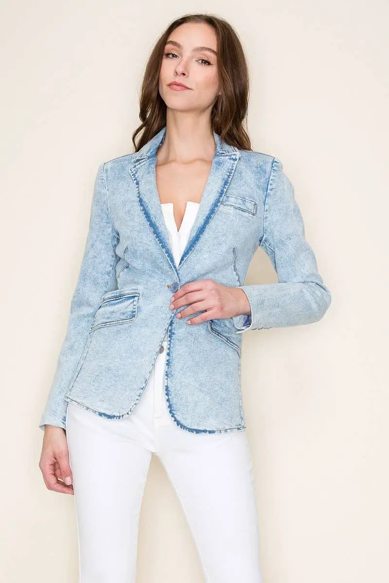 WISTERIA LANE Wisteria Lane - The Uptown Denim Blazer - Coats & Jackets