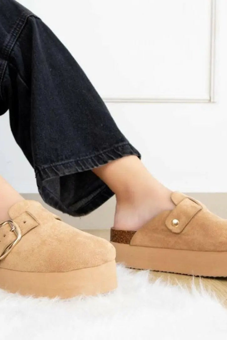 Maker's Fashion Now Jasmine Slip On Platform Clog - Sandals