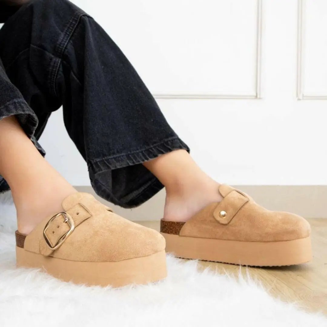 Maker's Fashion Now Jasmine Slip On Platform Clog - Sandals
