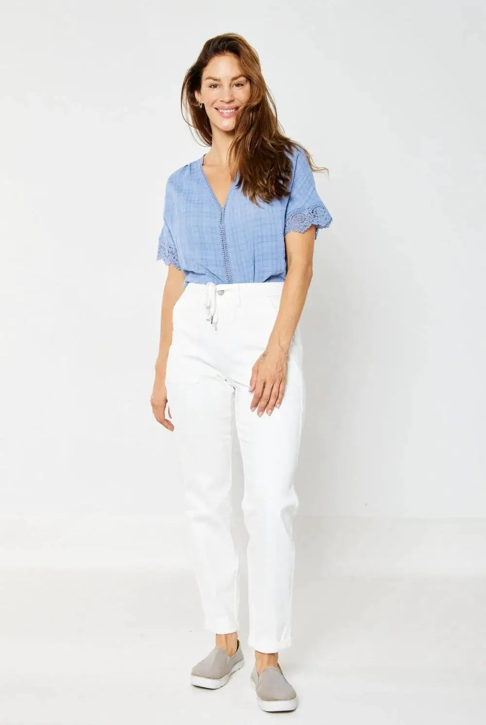 Judy Blue The High Waist White Cuffed Jogger Denim Jeans: REG & CURVY - Jeans judy blue utility jogger jeans