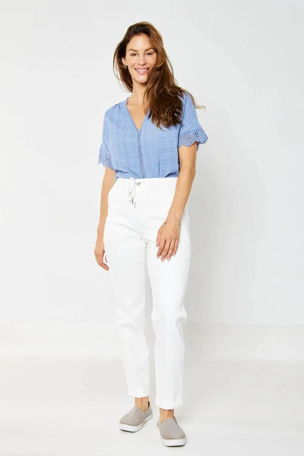 Judy Blue The High Waist White Cuffed Jogger Denim Jeans: REG & CURVY - Jeans judy blue utility jogger jeans
