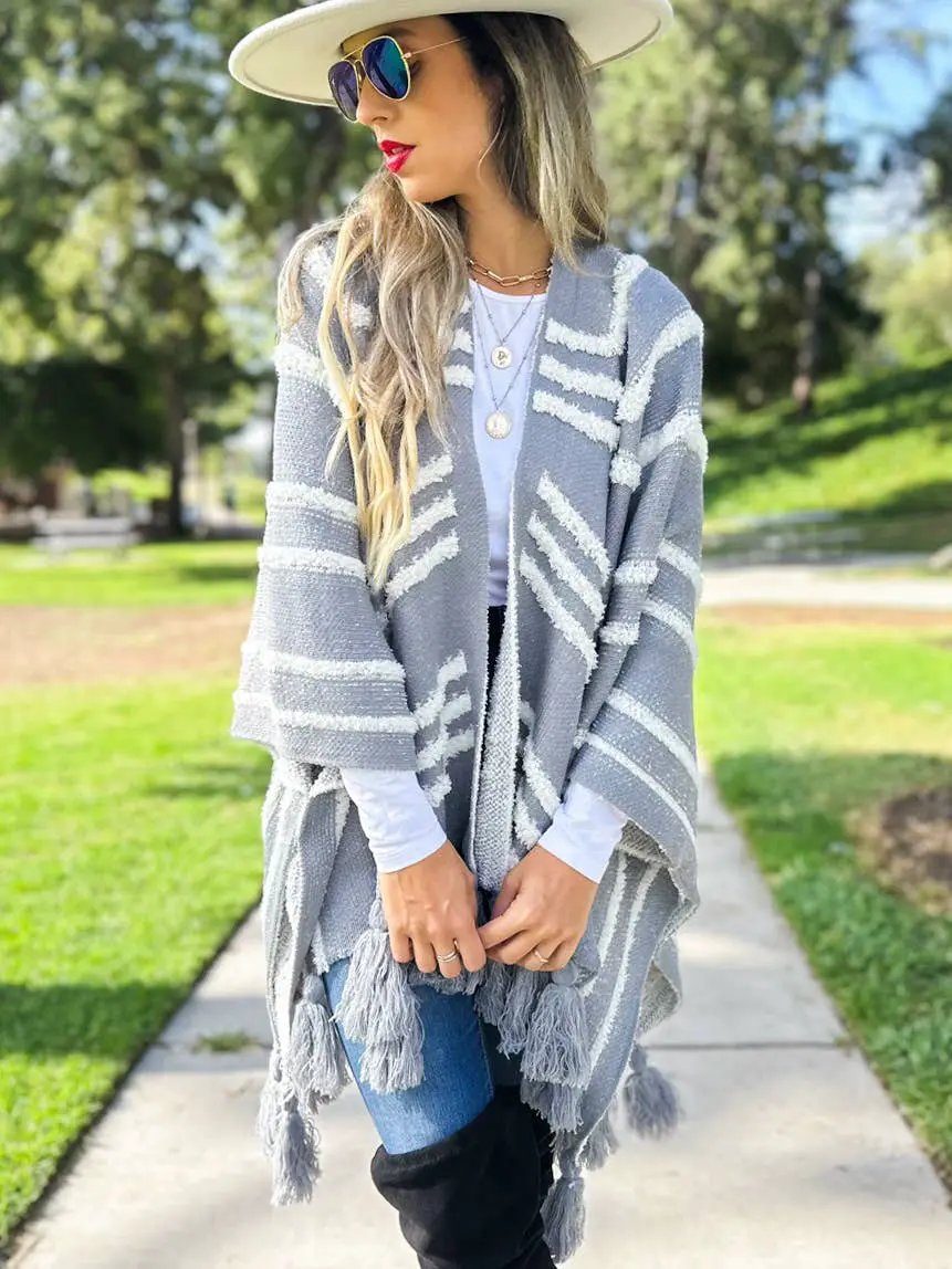 AMOLI AMOLI - Grey Western Textured Pattern with Chunky Tassel Cardigan - Cardigans