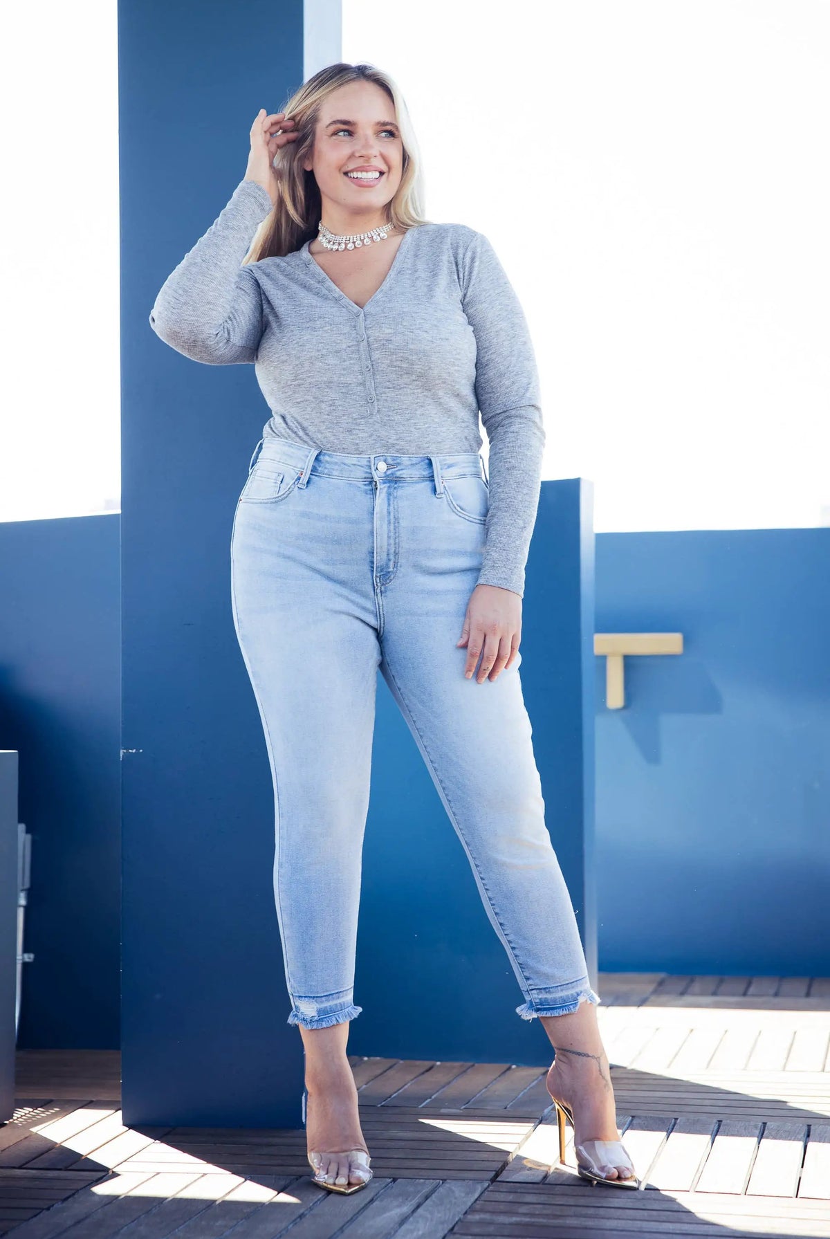 ARTEMIS VINTAGE Artemis Vintage High Rise Crop Skinny Jeans PLUS - Jeans