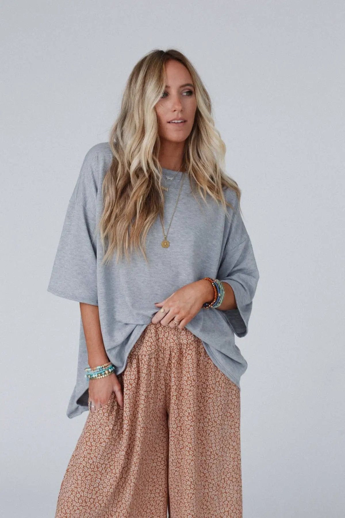 Three Bird Nest Three Bird Nest - Must Have High Low Tee - Heather Gray - Clothing Tops