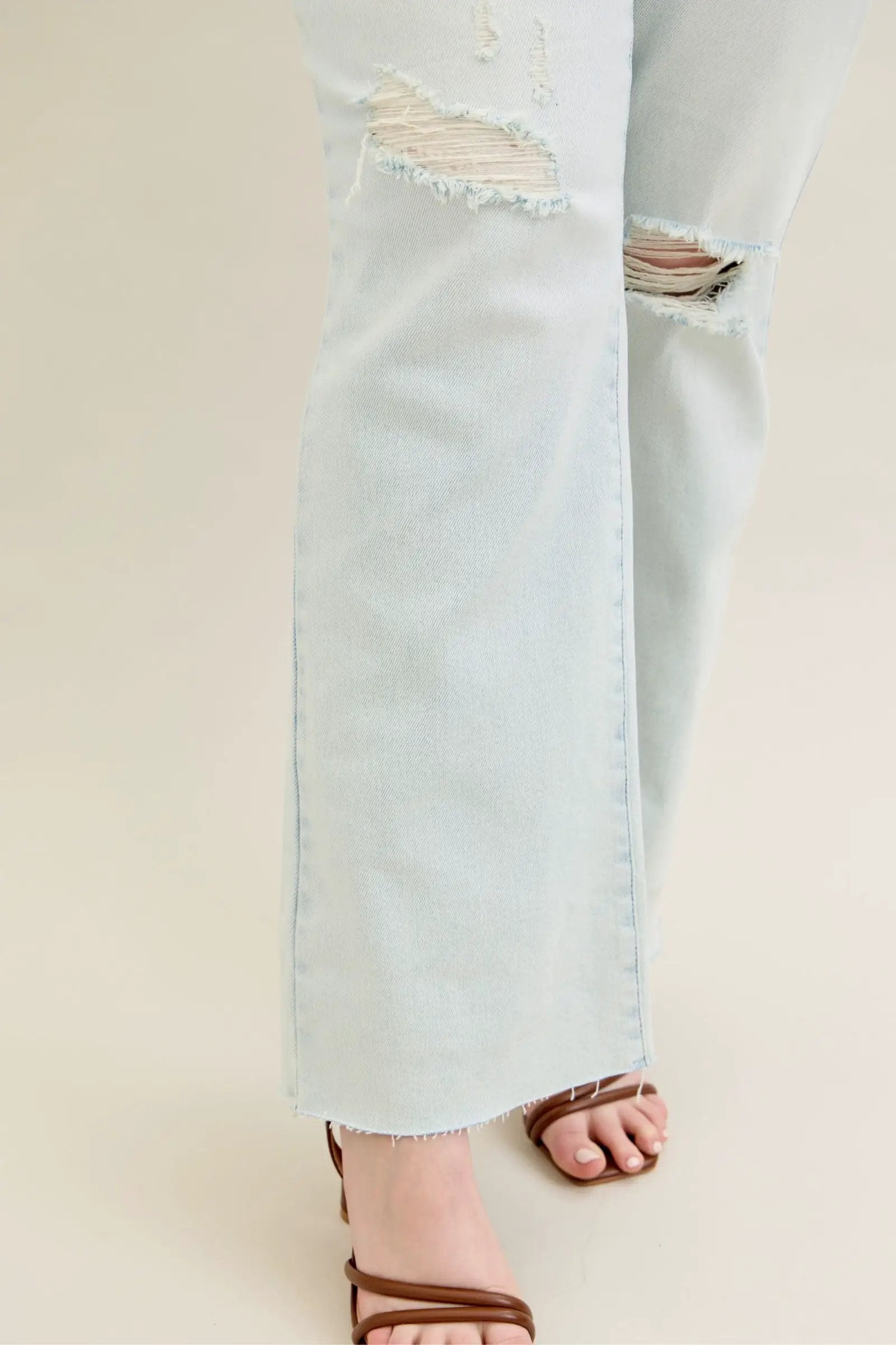 Judy Blue Judy Blue Destroy & Fray Hem Light Wash Bootcut Curvy Denim Jean - Jeans Judy Blue PLUS Destroy & Fray Hem Bootcut