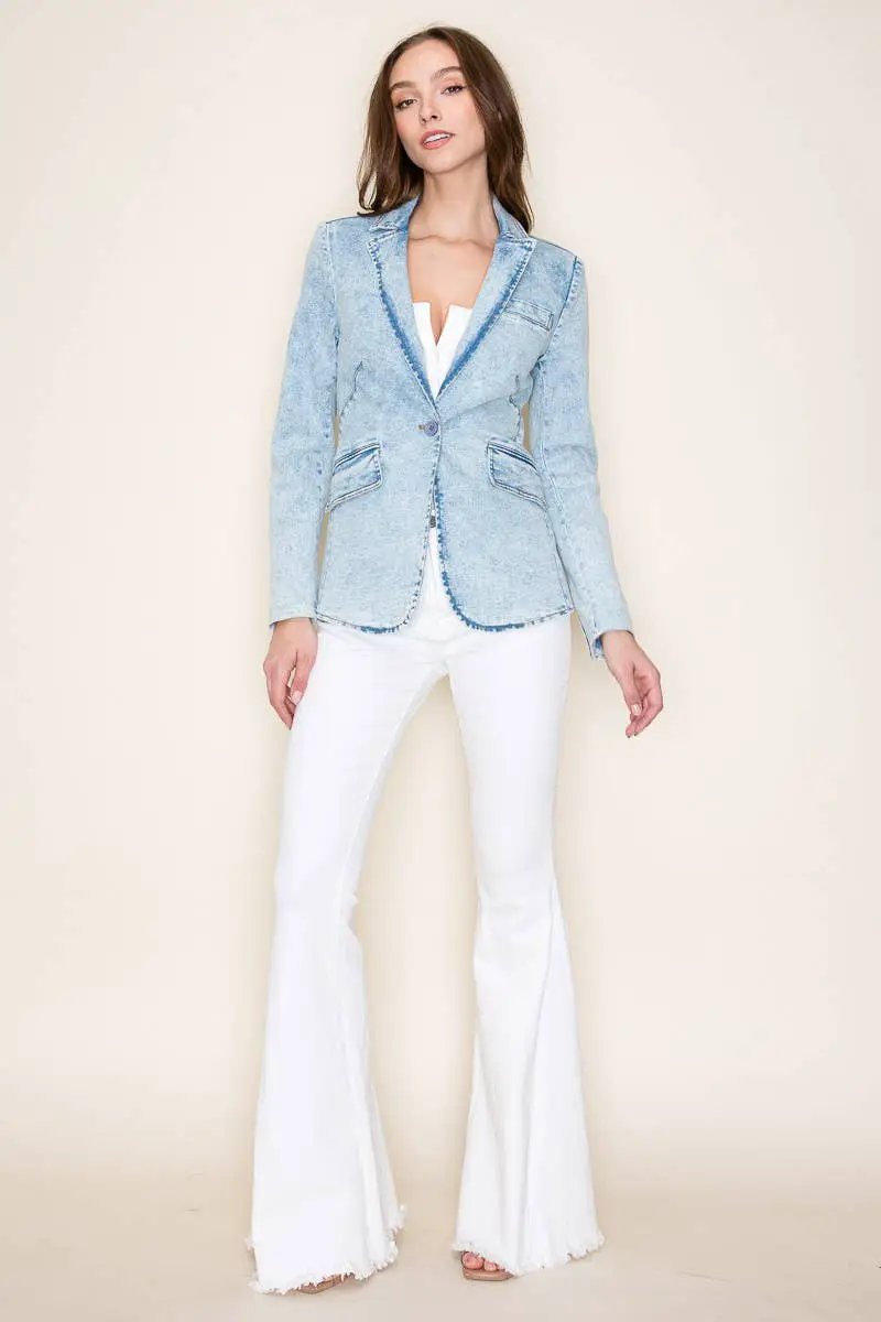 WISTERIA LANE Wisteria Lane - The Uptown Denim Blazer - Coats & Jackets