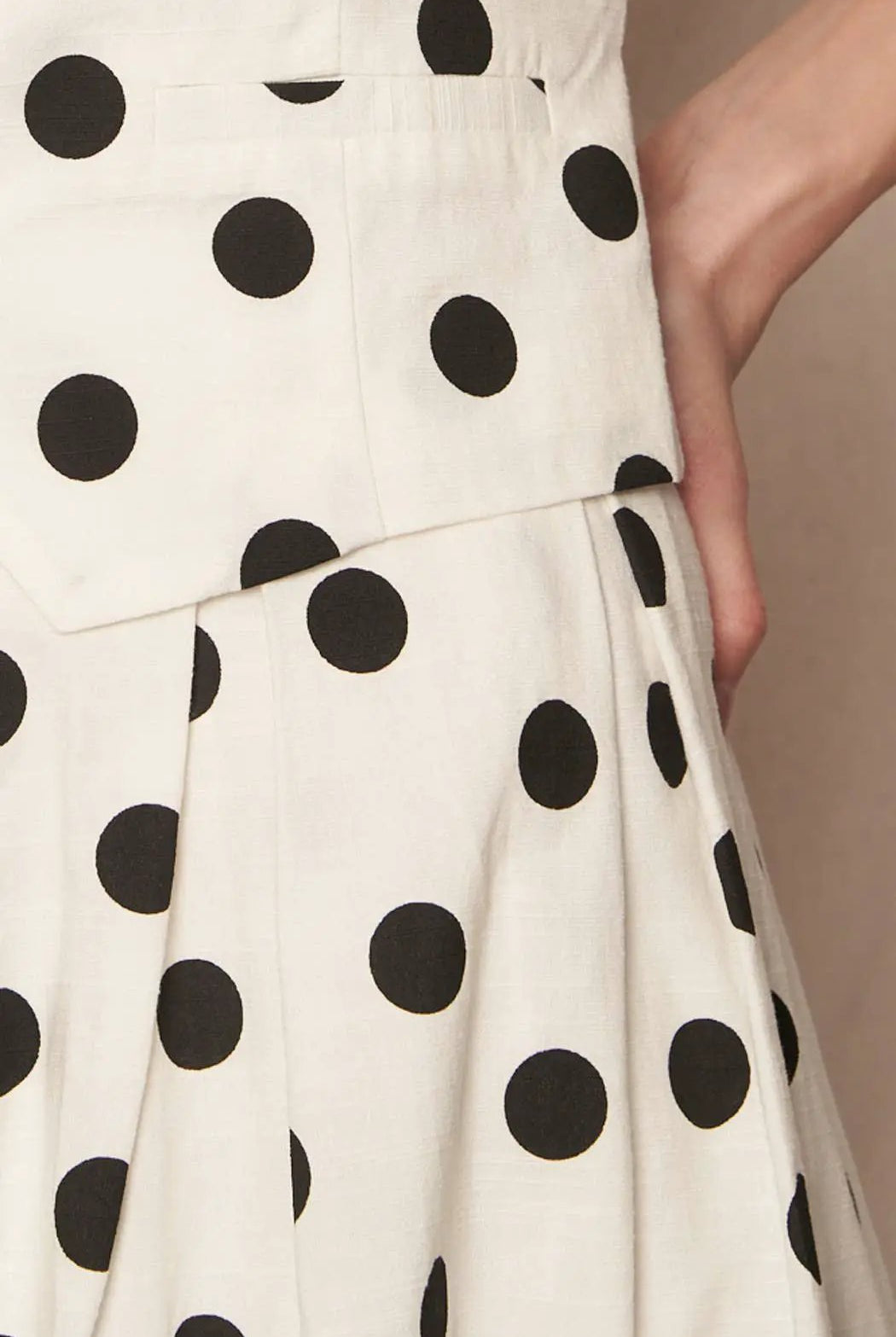 En Crème En Crème White Pleated A-Line Midi Skirt with Black Polka Dots - Skirts