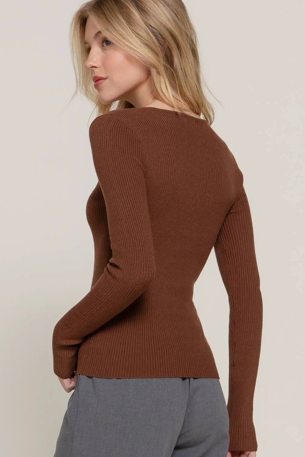 Active Basic | Active USA Coffee Break Ribbed Viscose V-Neck Sweater - Sweaters
