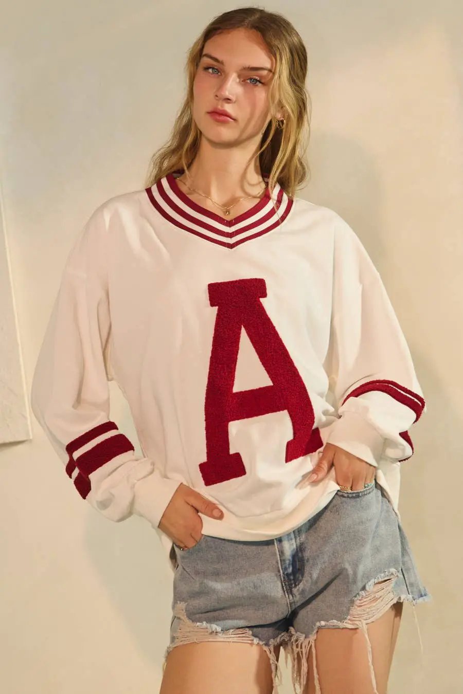 Oddi Oddi - Varsity-Inspired Pullover: White Red Combo - Sweatshirts