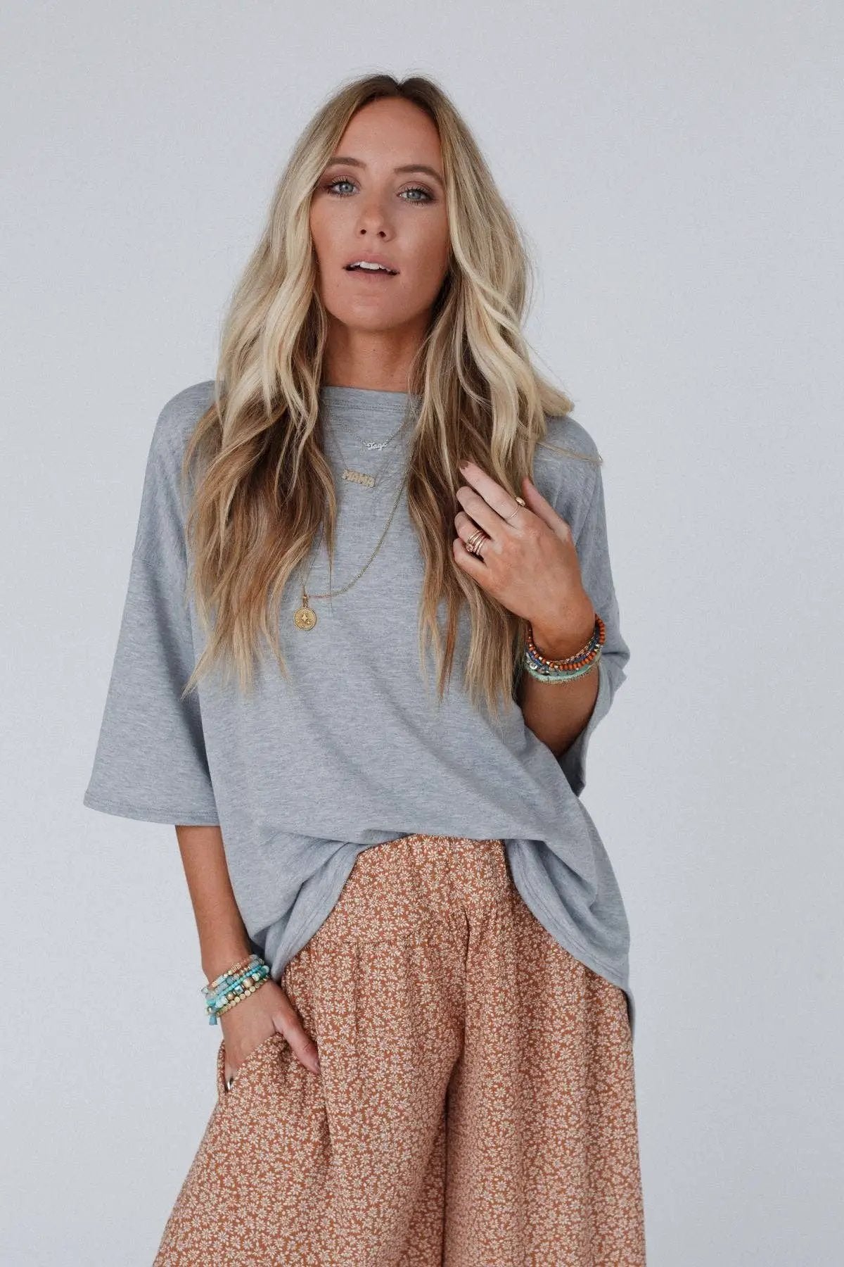 Three Bird Nest Three Bird Nest - Must Have High Low Tee - Heather Gray - Clothing Tops