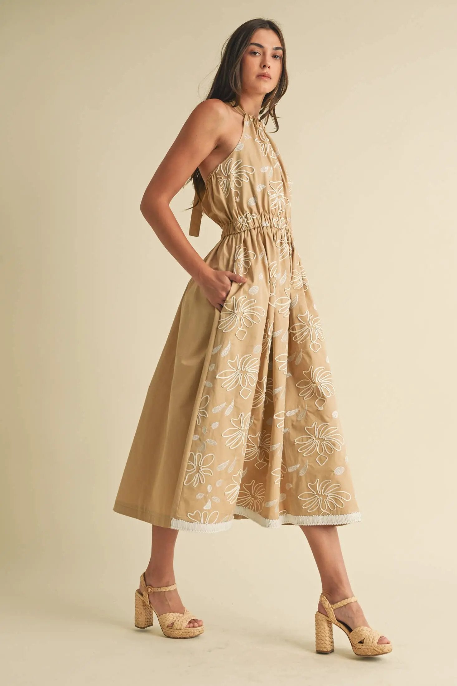Endless Blu Endless Blu Floral Sand Embroidered Midi Dress - Dresses
