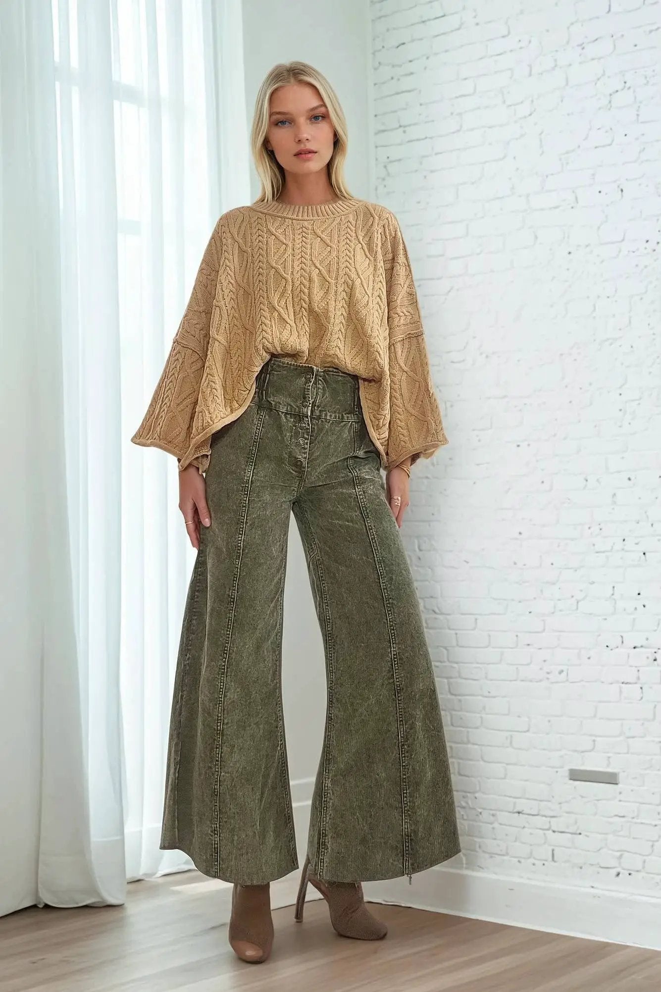 WISTERIA LANE Wisteria Lane - Distressed Corduroy Culotte Pants - Trousers