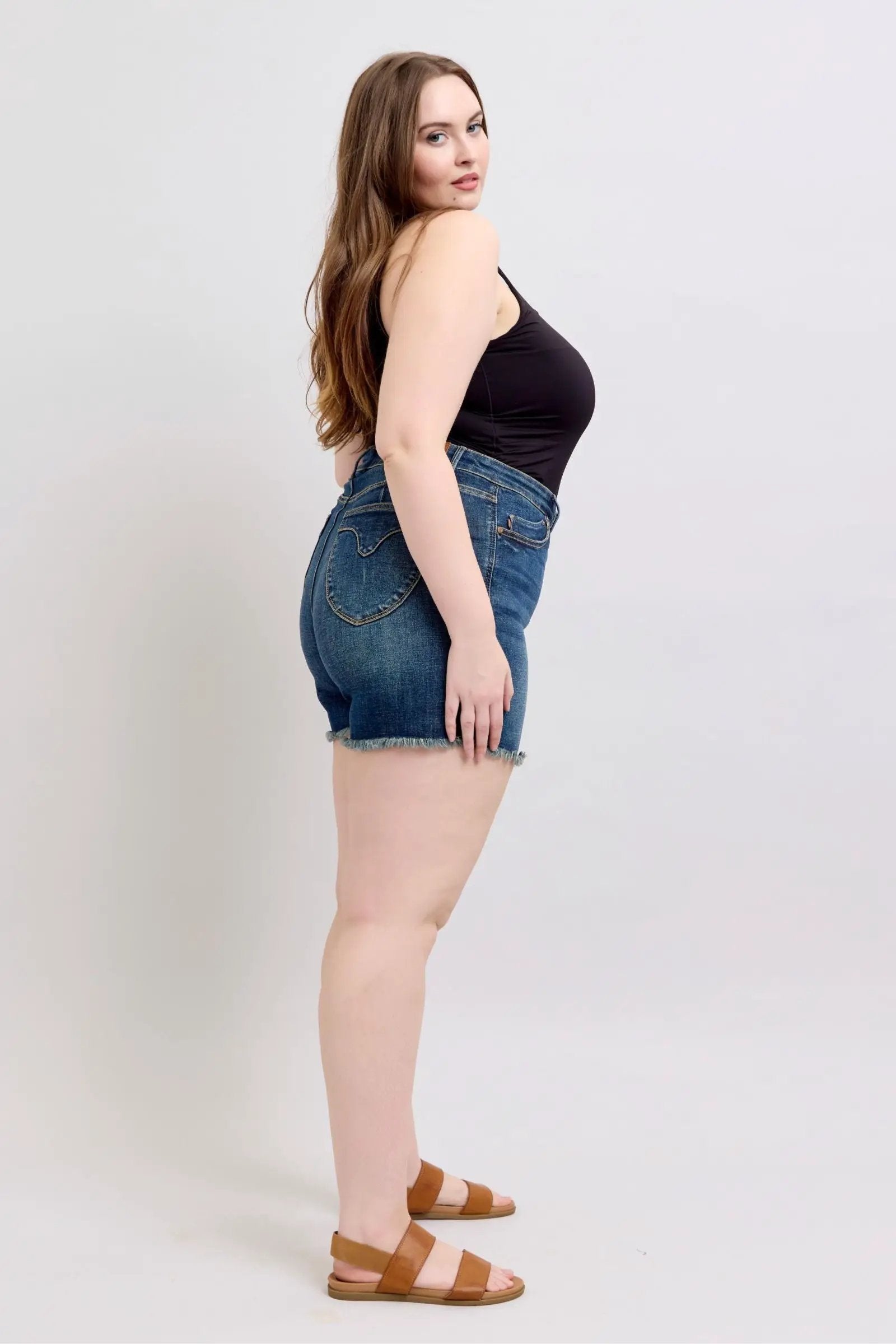 Judy Blue Judy Blue High Waisted Tummy Control Frayed Hem & Shield Back Pocket Dark Blue Denim Shorts PLUS - Shorts Judy Blue High Waisted Tummy Control Frayed Hem & Shield Back Pocket Dark Blue Denim Shorts PLUS