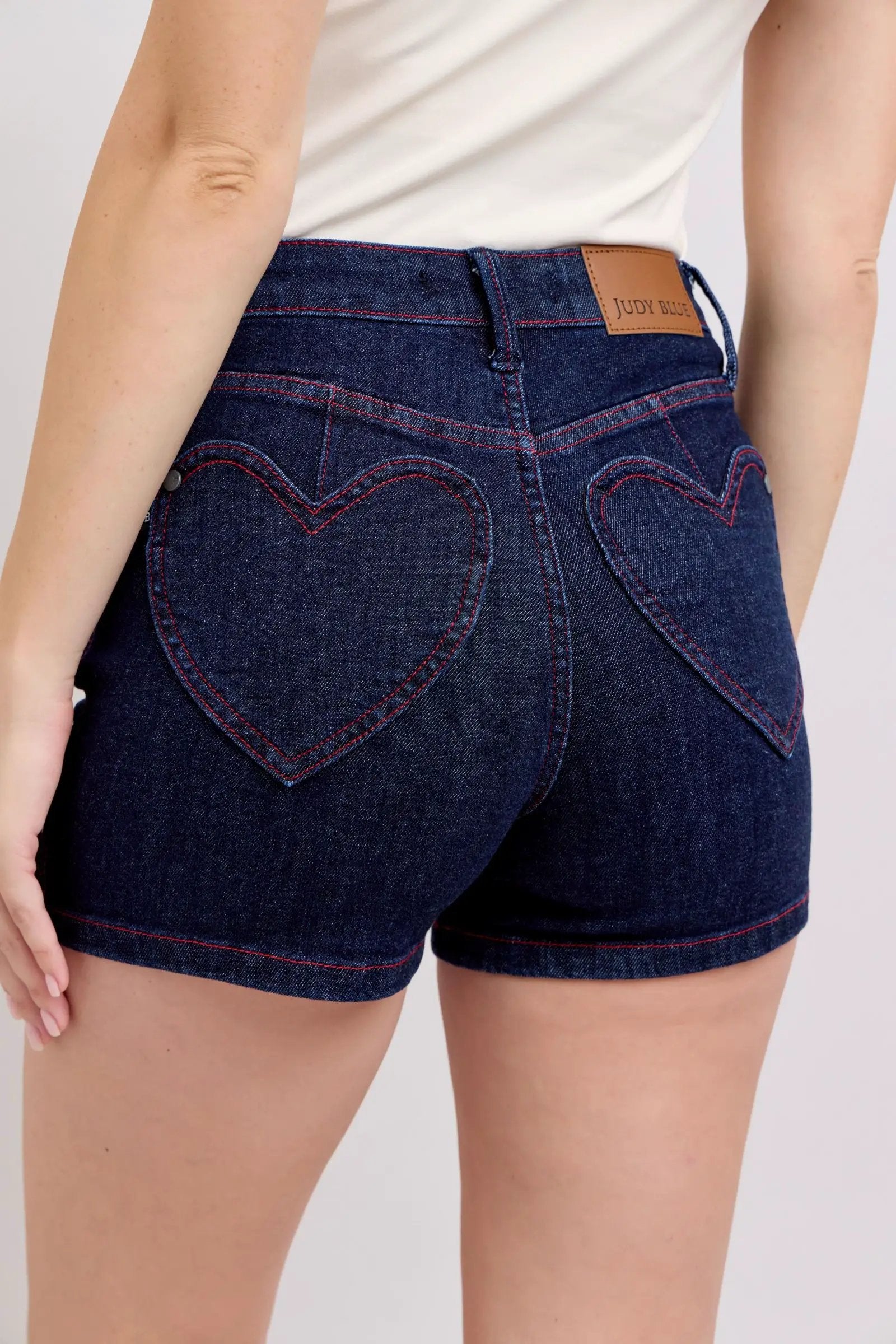Judy Blue Judy Blue High Waisted Heart Shaped Pockets with Red Contrast Thread Shorts - Shorts Judy Blue High Waisted Heart Shaped Pockets with Red Contrast Thread Shorts