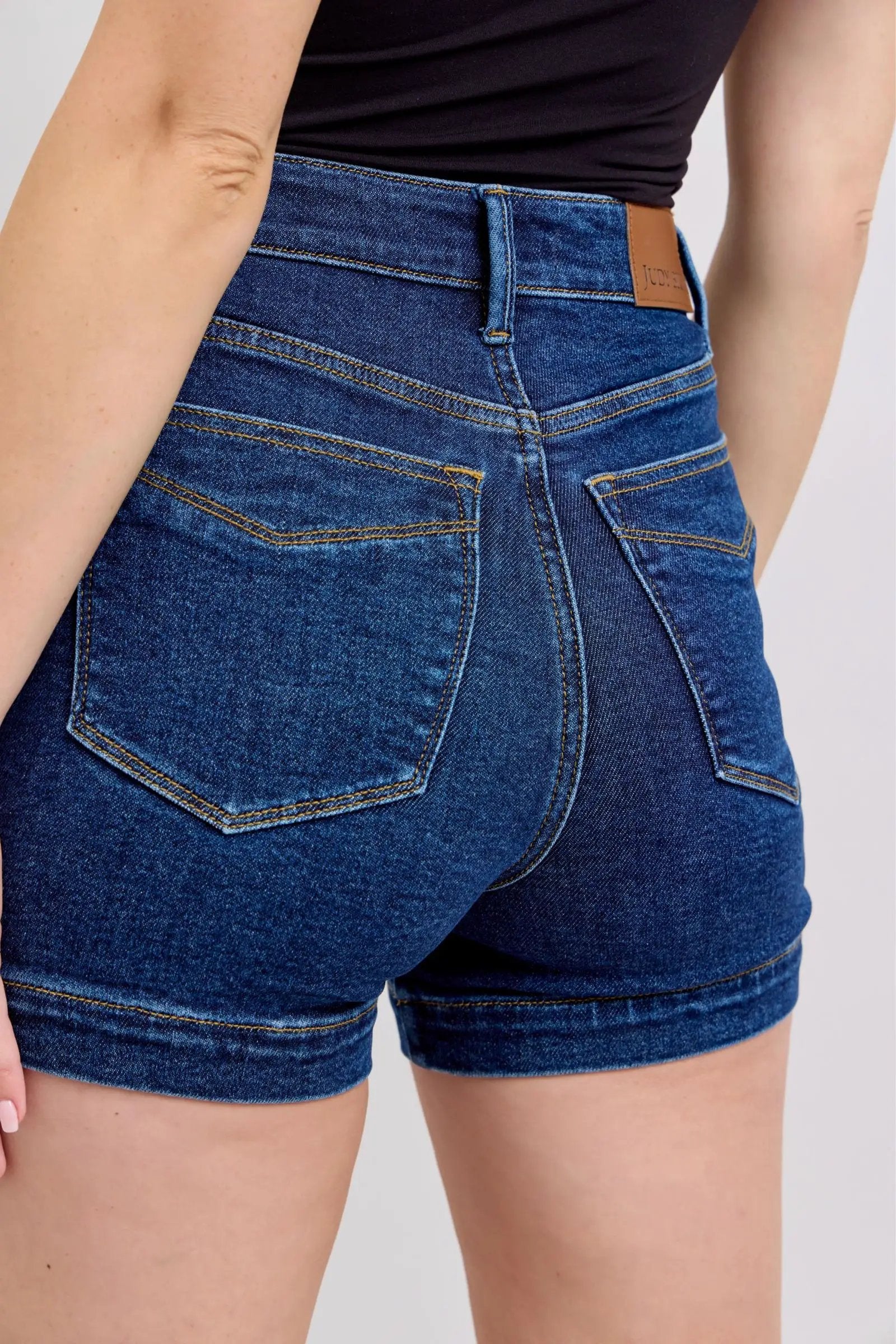 Judy Blue The High Waist Tummy Control Dark Wash Denim Shorts - Shorts Judy Blue High Waisted Tummy Control Dark Blue Shorts