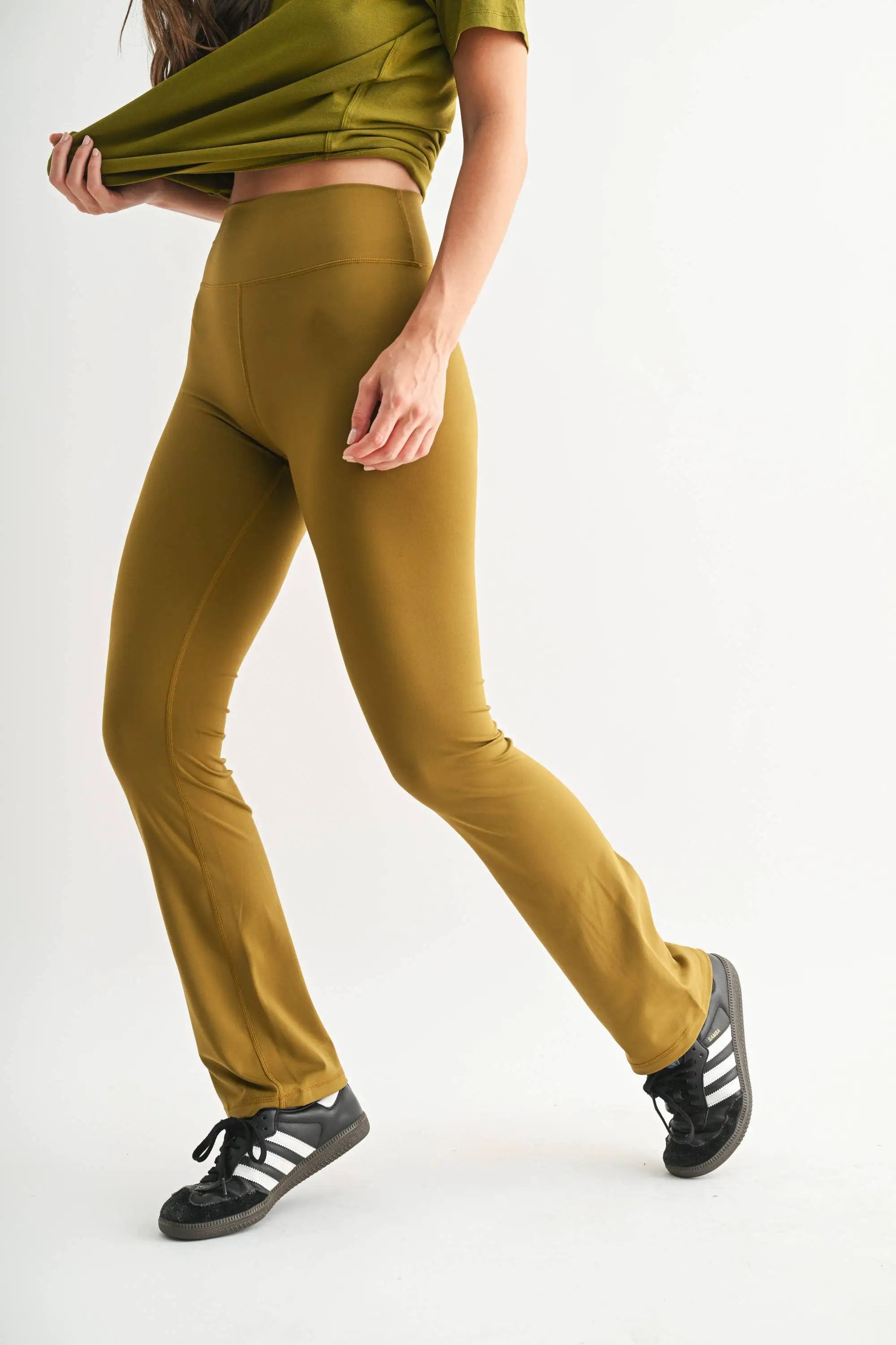 Mono B Mono B - Newport FlexForm Bootcut Leggings in Camo Green - Leggings Mono B - Newport FlexForm Bootcut Leggings