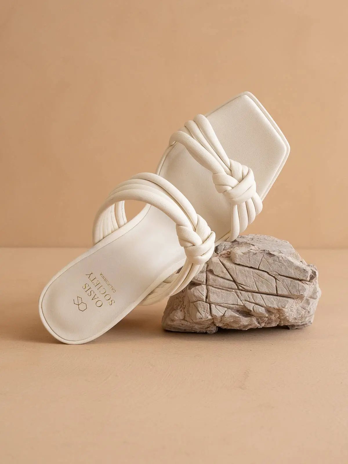 OASIS SOCIETY The Faith White Knotted Band Platform Snake-Print Heel - Heels