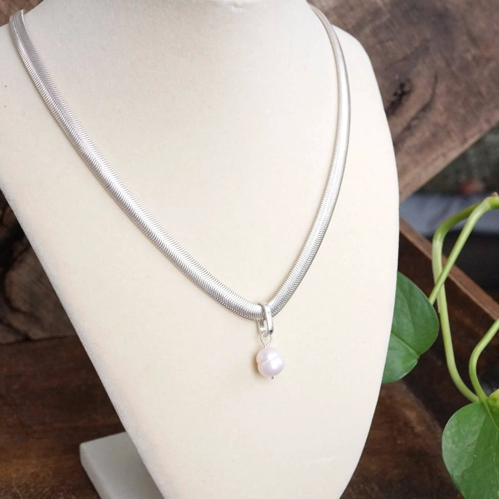 PennyLine inc The Classic Charm Herringbone Chain Freshwater Pearl Necklace - Jewelry classic herringbone necklace with freshwater pearl work gold silver gunmetal