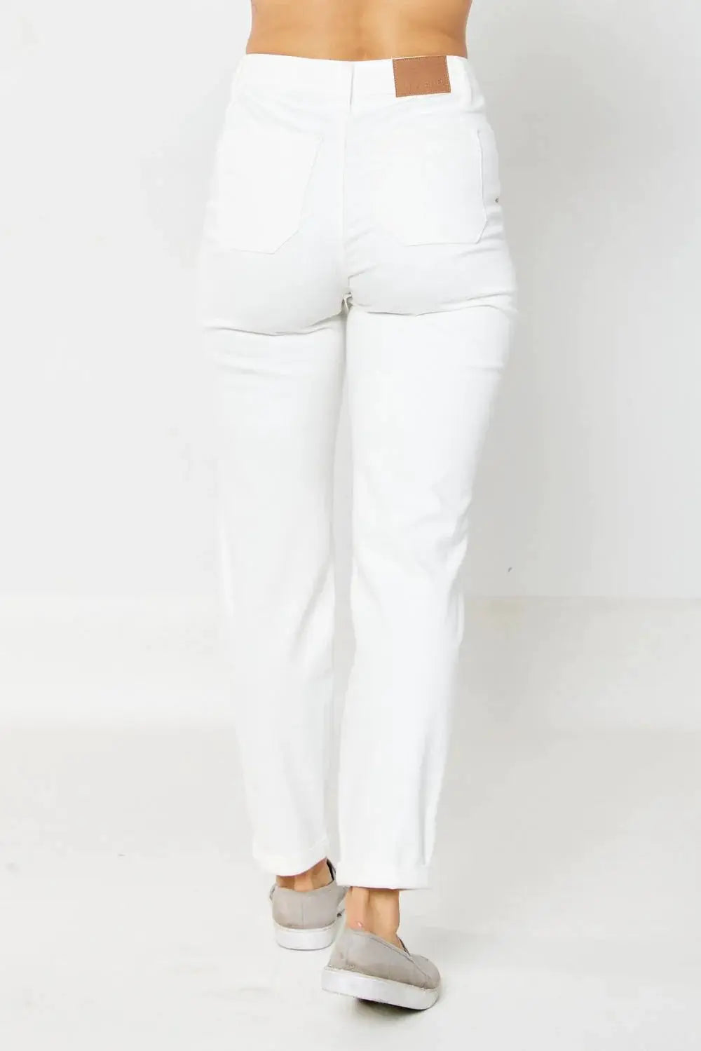 Judy Blue The High Waist White Cuffed Jogger Denim Jeans: REG & CURVY - Jeans judy blue utility jogger jeans