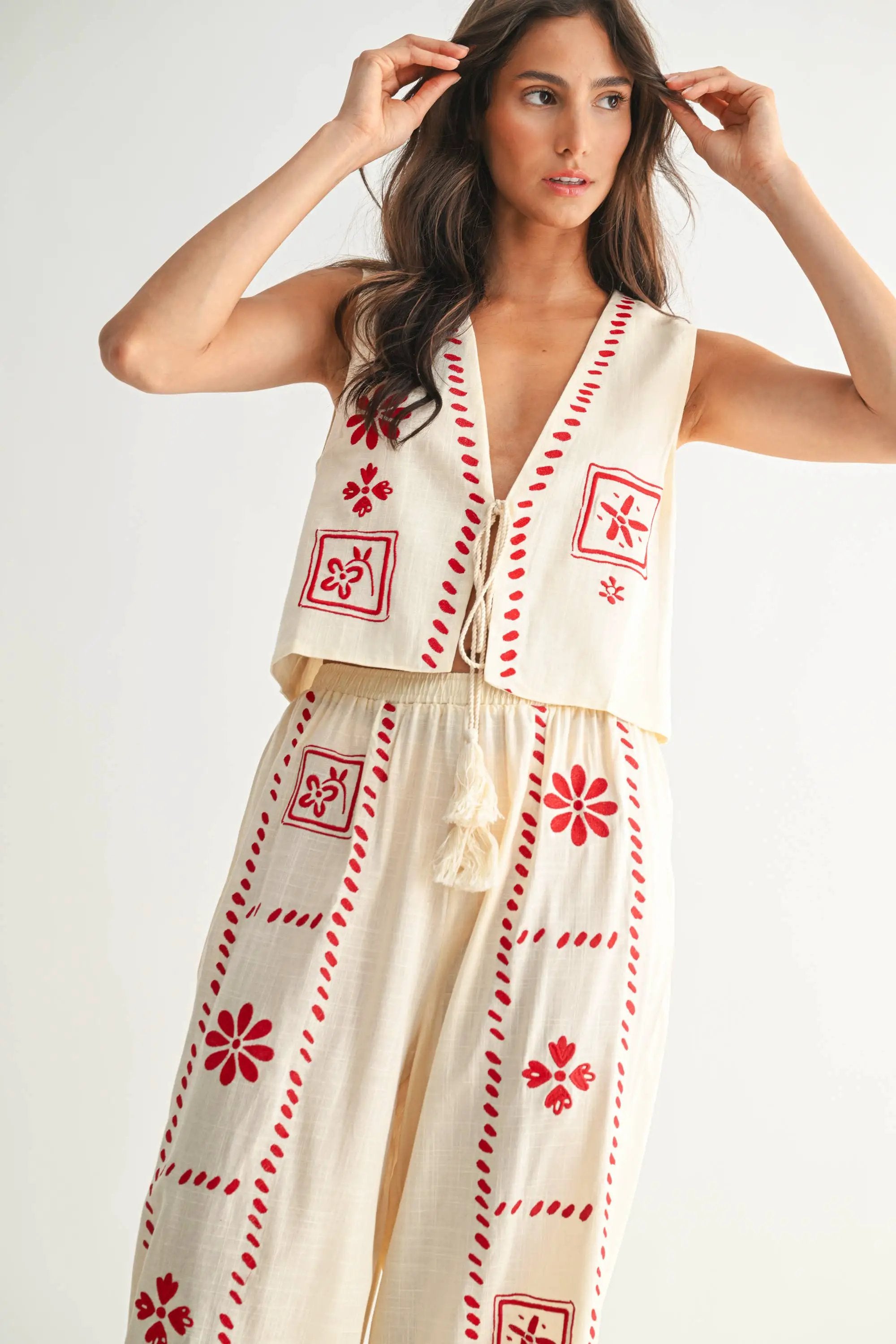 Camellia The Scarlet Stitch Linen Vest & Pant Set – Cream/Red - Outfit Sets