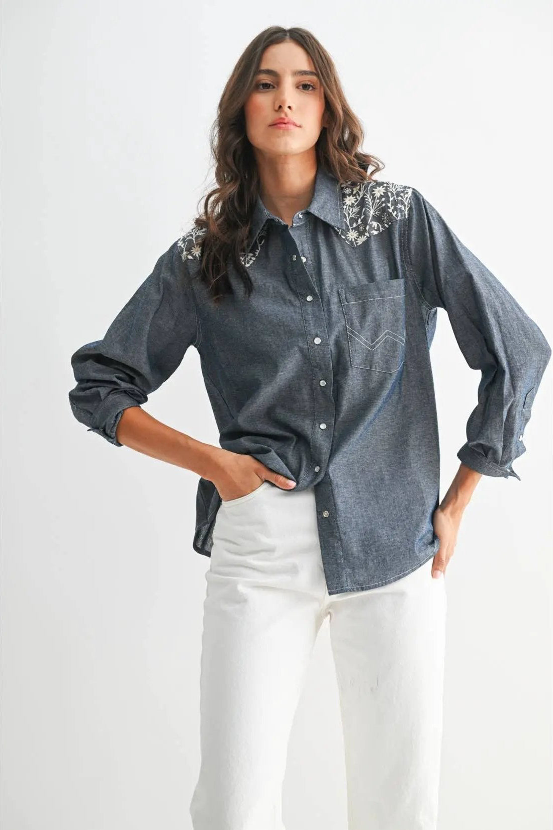 Camellia Camellia - EMBROIDERED DENIM BUTTON-UP LONG-SLEEVE SHIRT: DARK CHAMBRAY / S-M-L(3-2-1) -