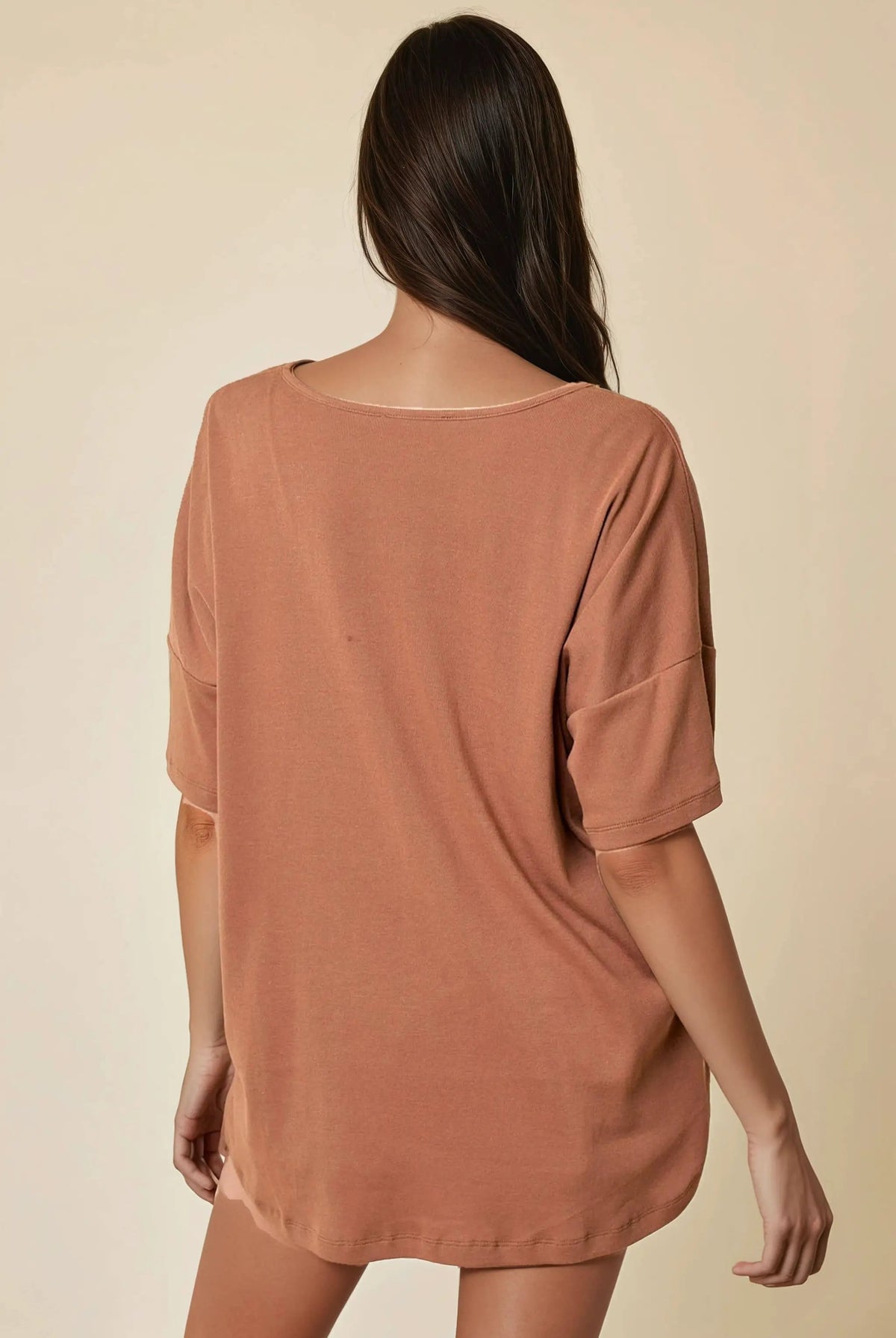Doe and Rae The Oversized V-Neck Knit Top: Honey Brown - T-Shirts