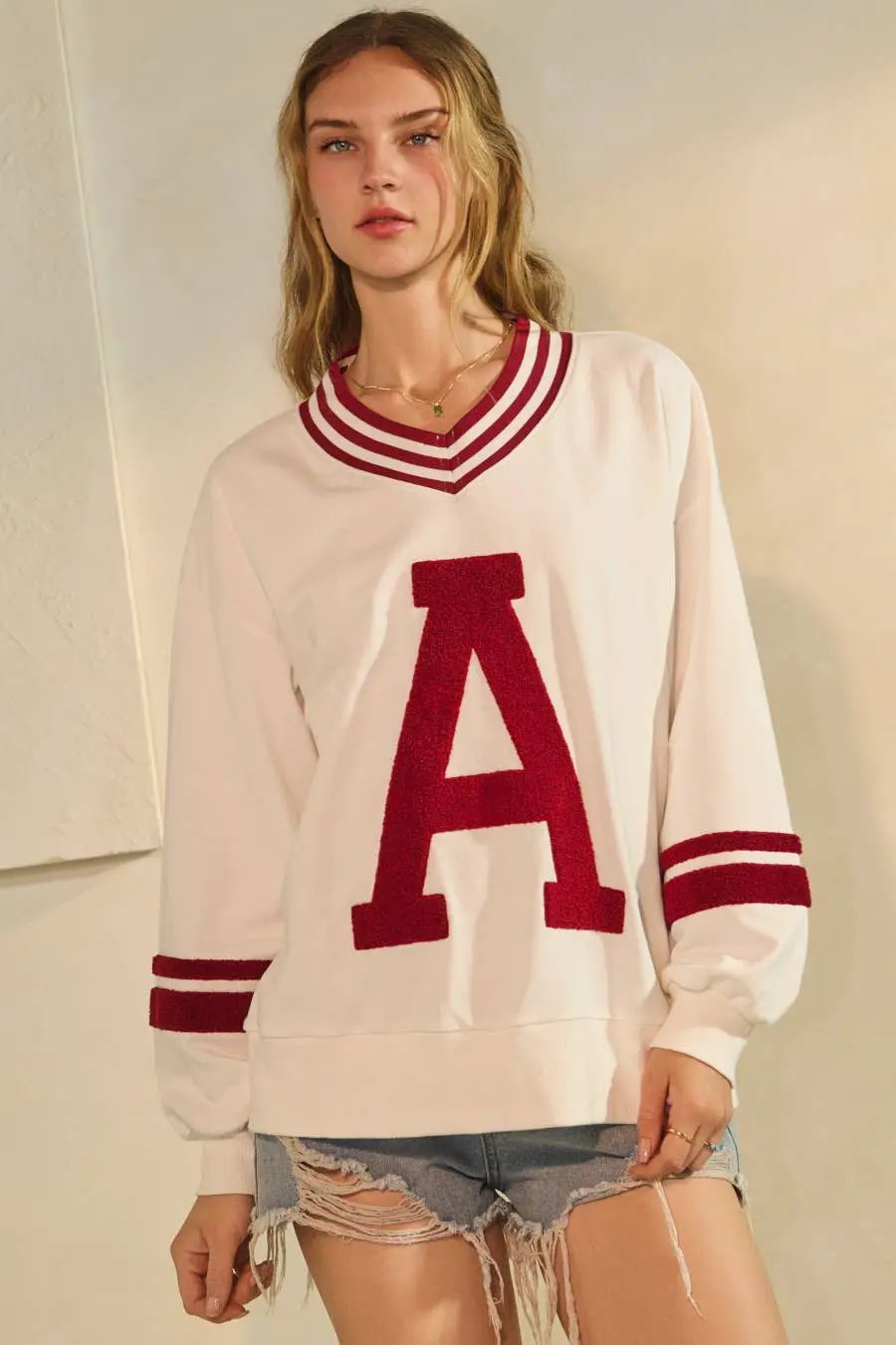 Oddi Oddi - Varsity-Inspired Pullover: White Red Combo - Sweatshirts