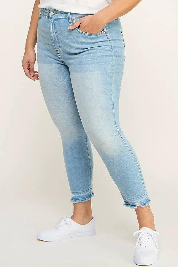 ARTEMIS VINTAGE Artemis Vintage High Rise Crop Skinny Jeans PLUS - Jeans
