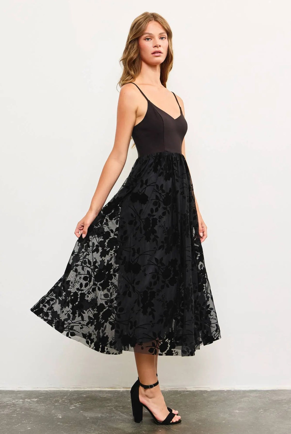 Mustard Seed The Midnight Bloom Velvet Burnout Floral Midi Dress - Dresses