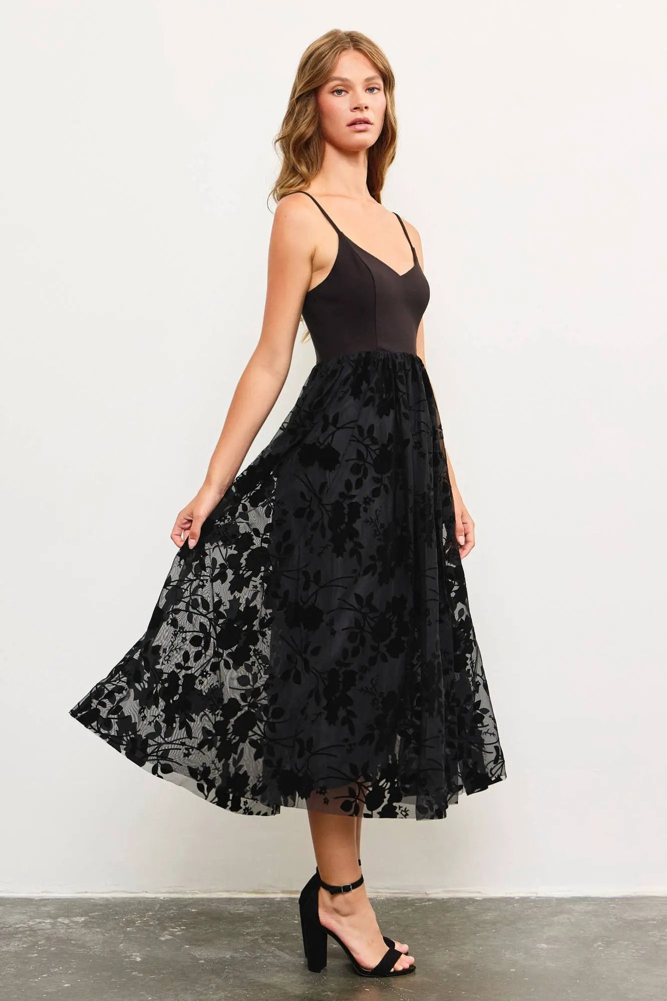 Mustard Seed The Midnight Bloom Velvet Burnout Floral Midi Dress - Dresses