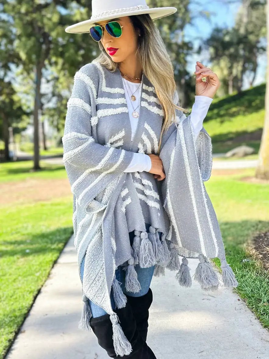 AMOLI AMOLI - Grey Western Textured Pattern with Chunky Tassel Cardigan - Cardigans