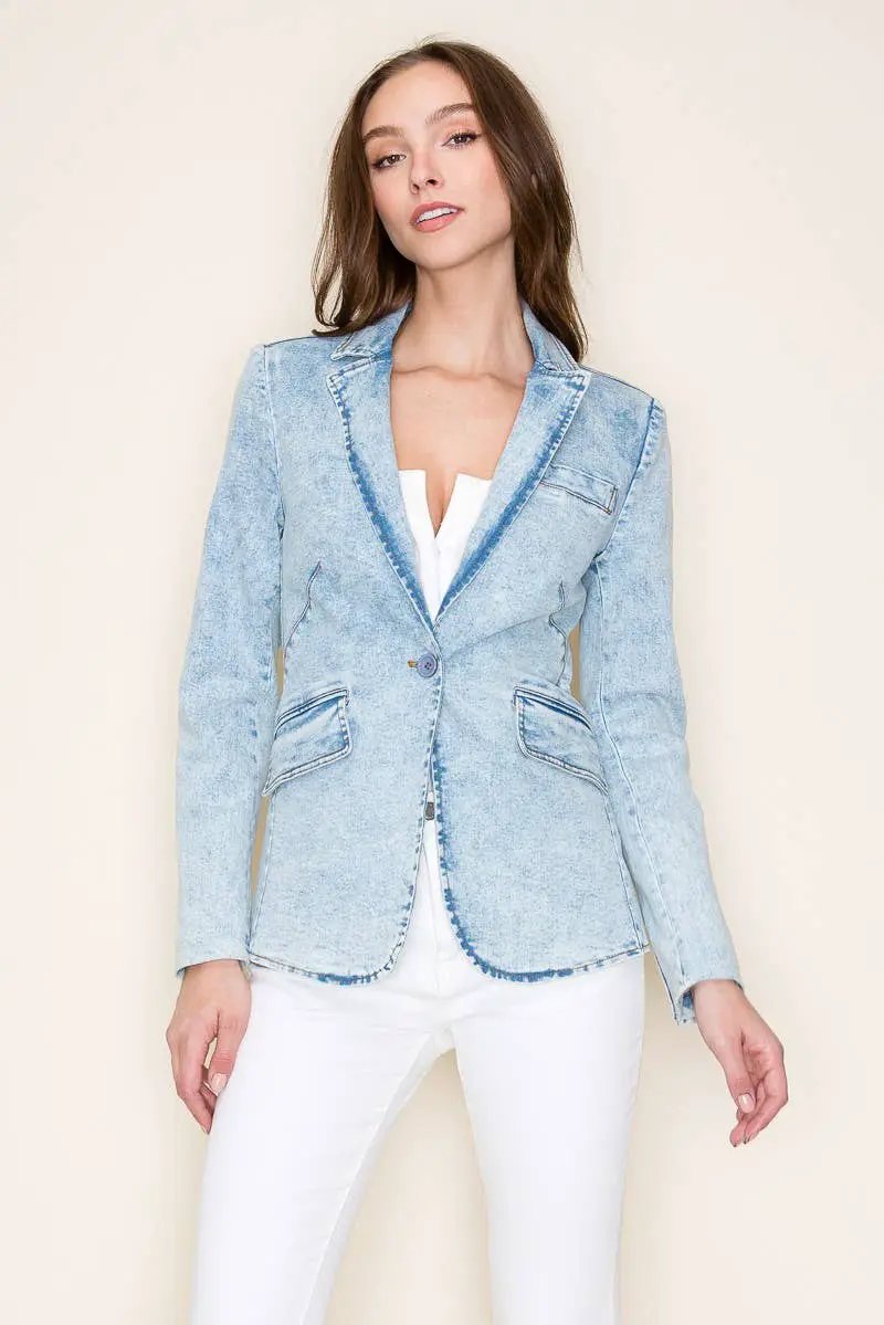 WISTERIA LANE Wisteria Lane - The Uptown Denim Blazer - Coats & Jackets