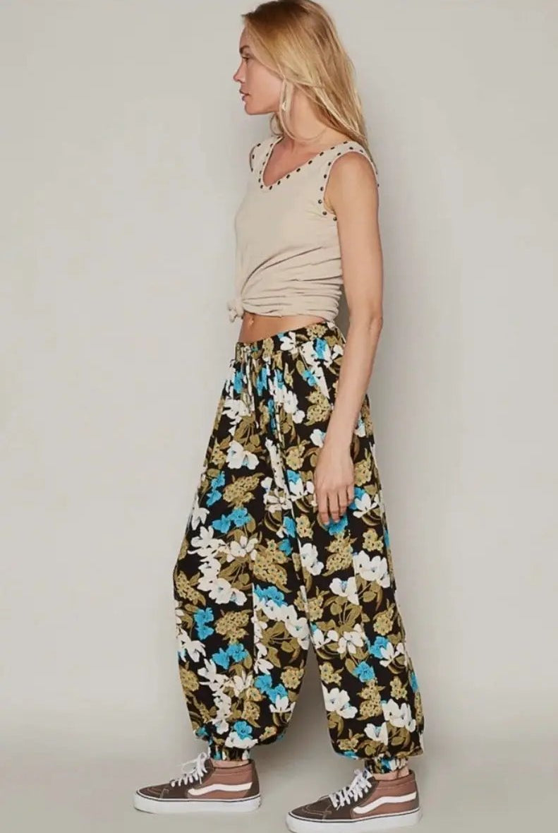 POL Adjustable Drawstring Waist Floral Print Harem Pants – Effortless Style & Comfort - Pants