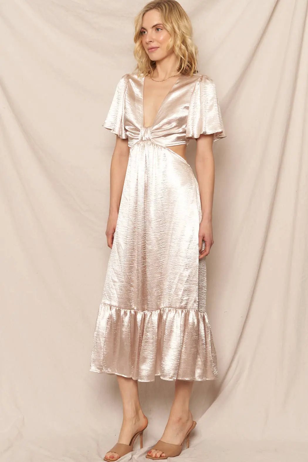 En Crème En Crème Ivory Satin Flutter Sleeve Open-Back Maxi Dress - Dresses