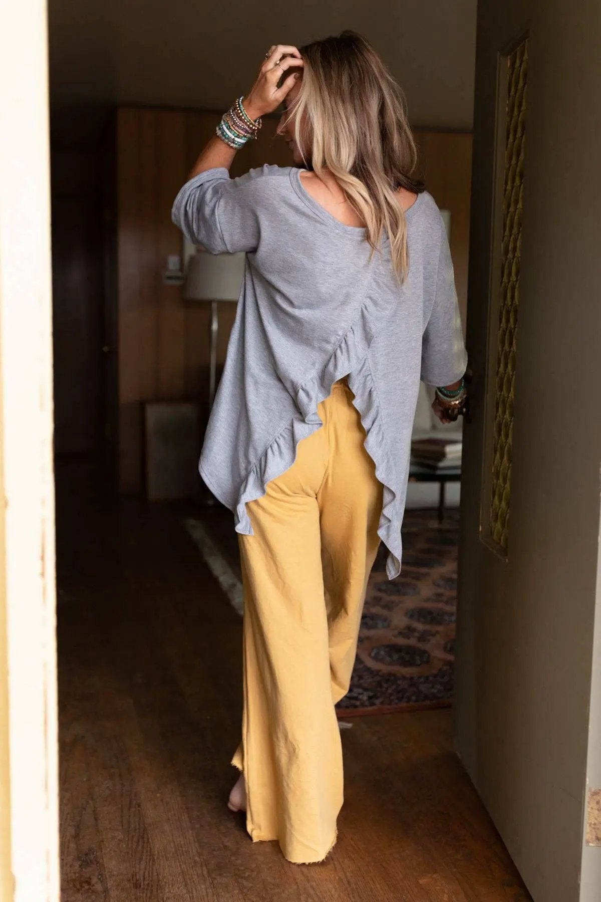 Three Bird Nest Three Bird Nest - Must Have High Low Tee - Heather Gray - Clothing Tops