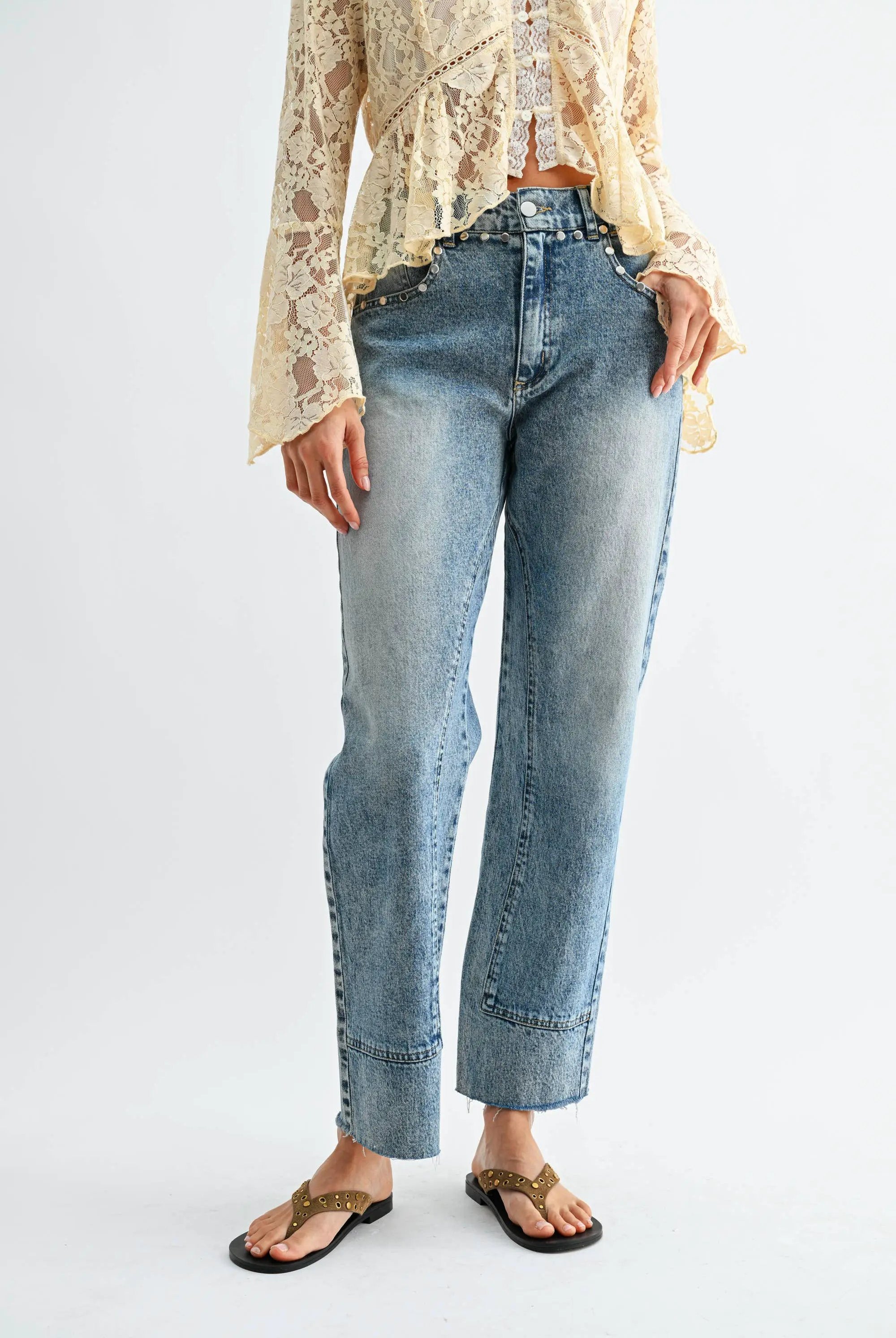 Camellia Camellia - CB10062E Studded High-Waist Straight-Leg Jeans: MEDIUM WASHED DENIM / S-M-L (3-2-1) -