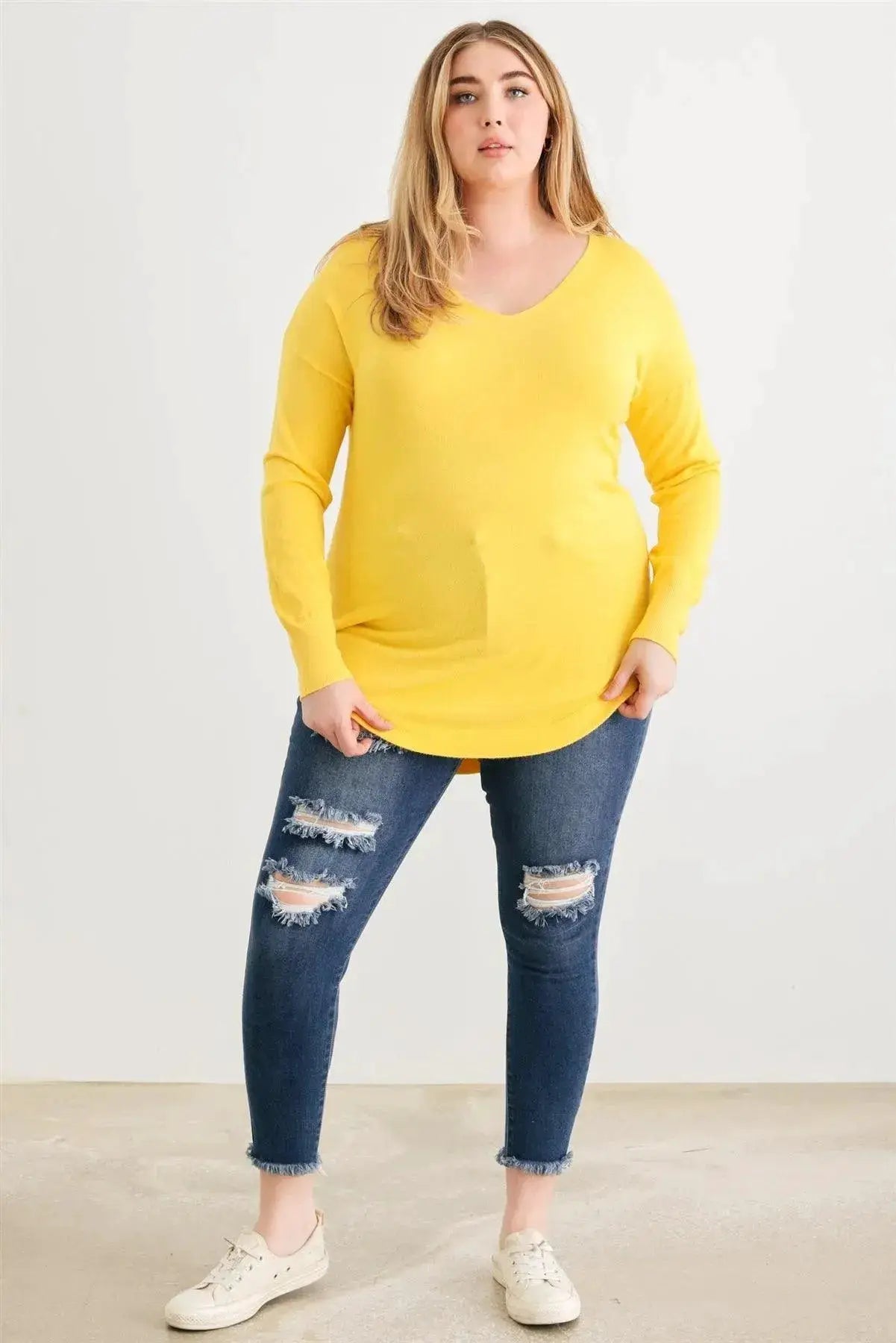 Zenobia Plus Size Lace-Up Back Curved Hem Basic Knit Top - Clothing Tops Plus size Lace-up back knit top
