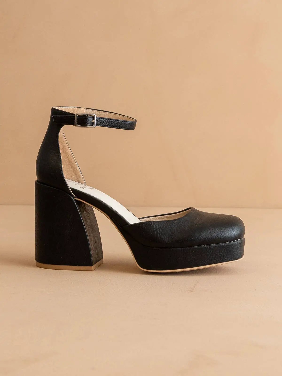 OASIS SOCIETY The Oslo Black Mary Jane - Heels