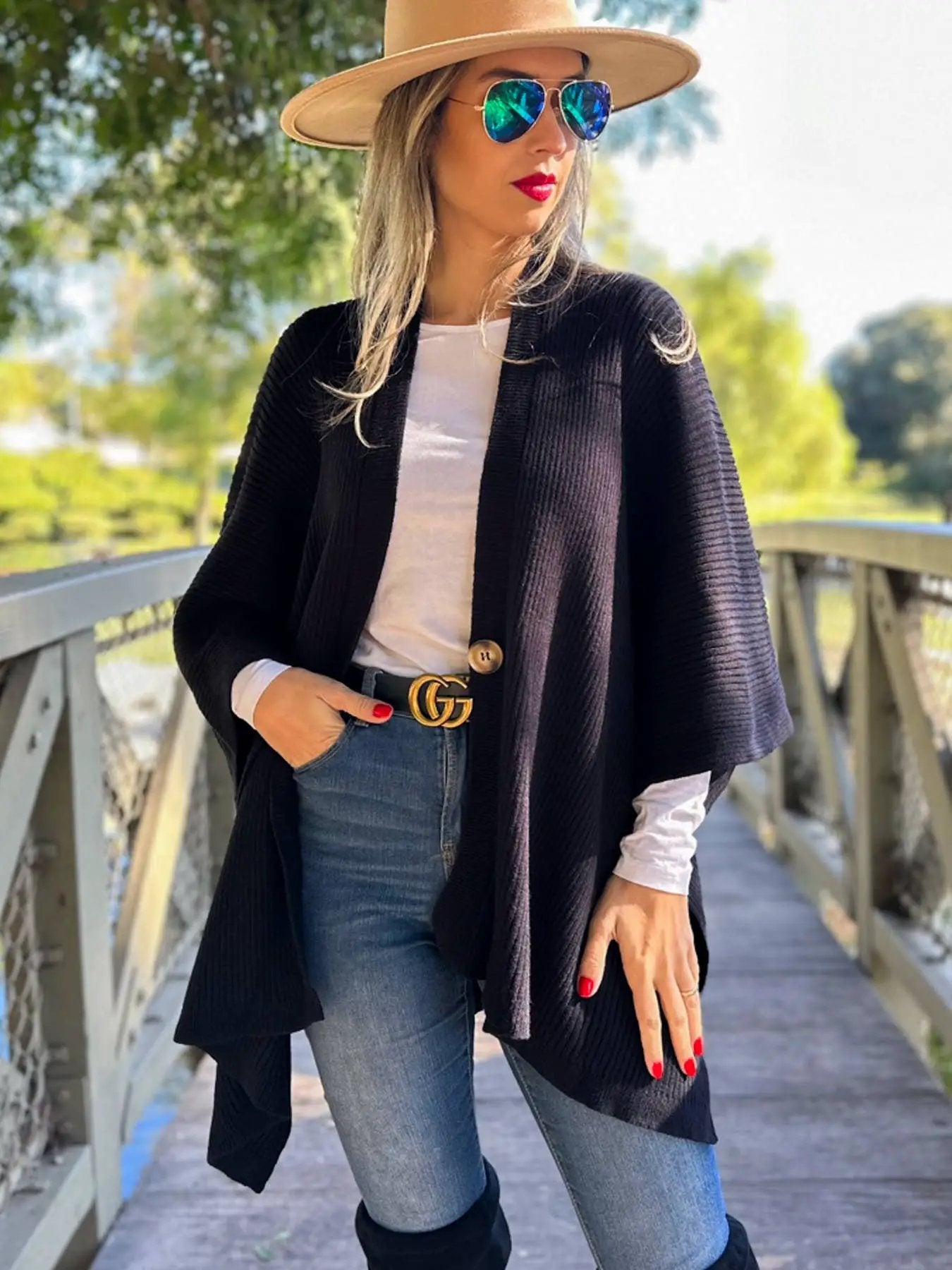 AMOLI AMOLI - Classic Black Ribbed Knit Cape Shawl Ruana with Button - Scarves & Shawls