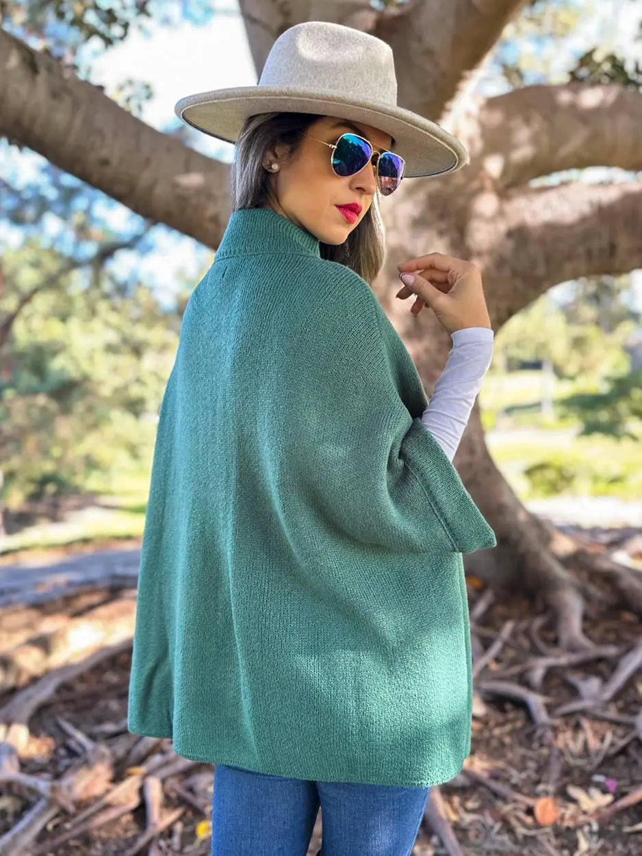 AMOLI AMOLI - Green Solid Knitted Cardigan with Neck Button - Cardigans