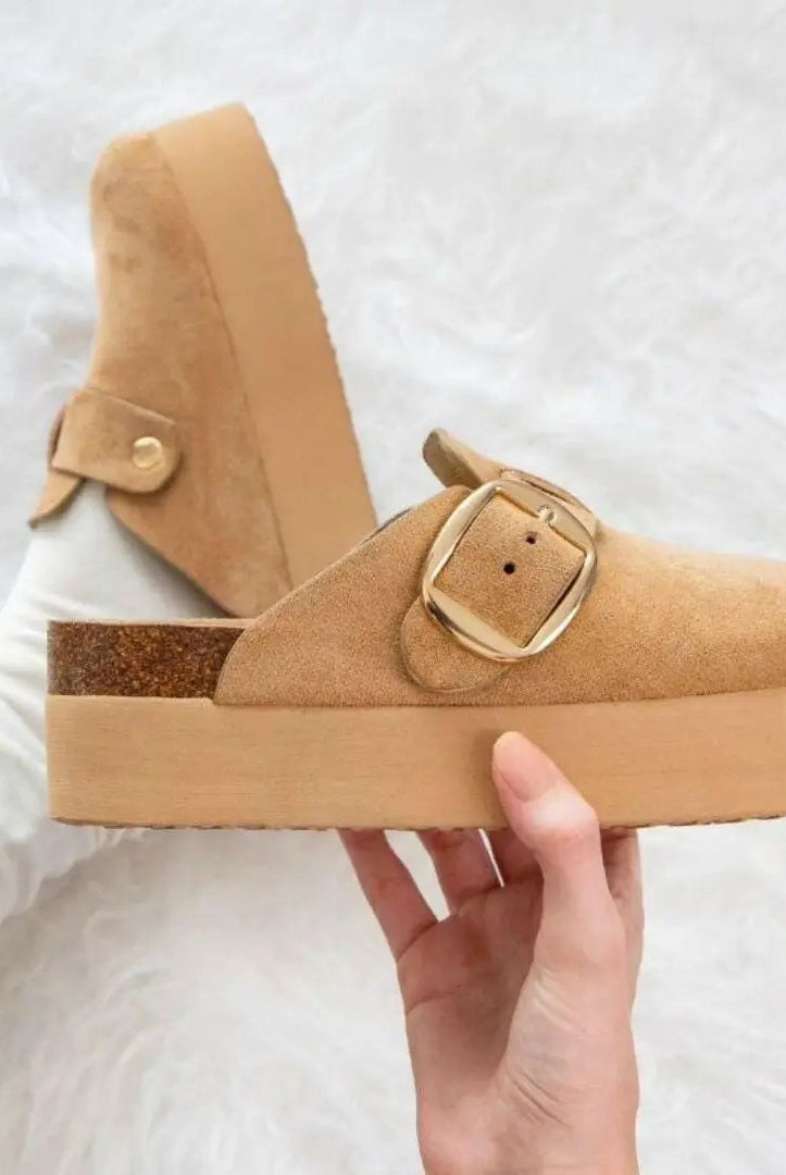 Maker's Fashion Now Jasmine Slip On Platform Clog - Sandals