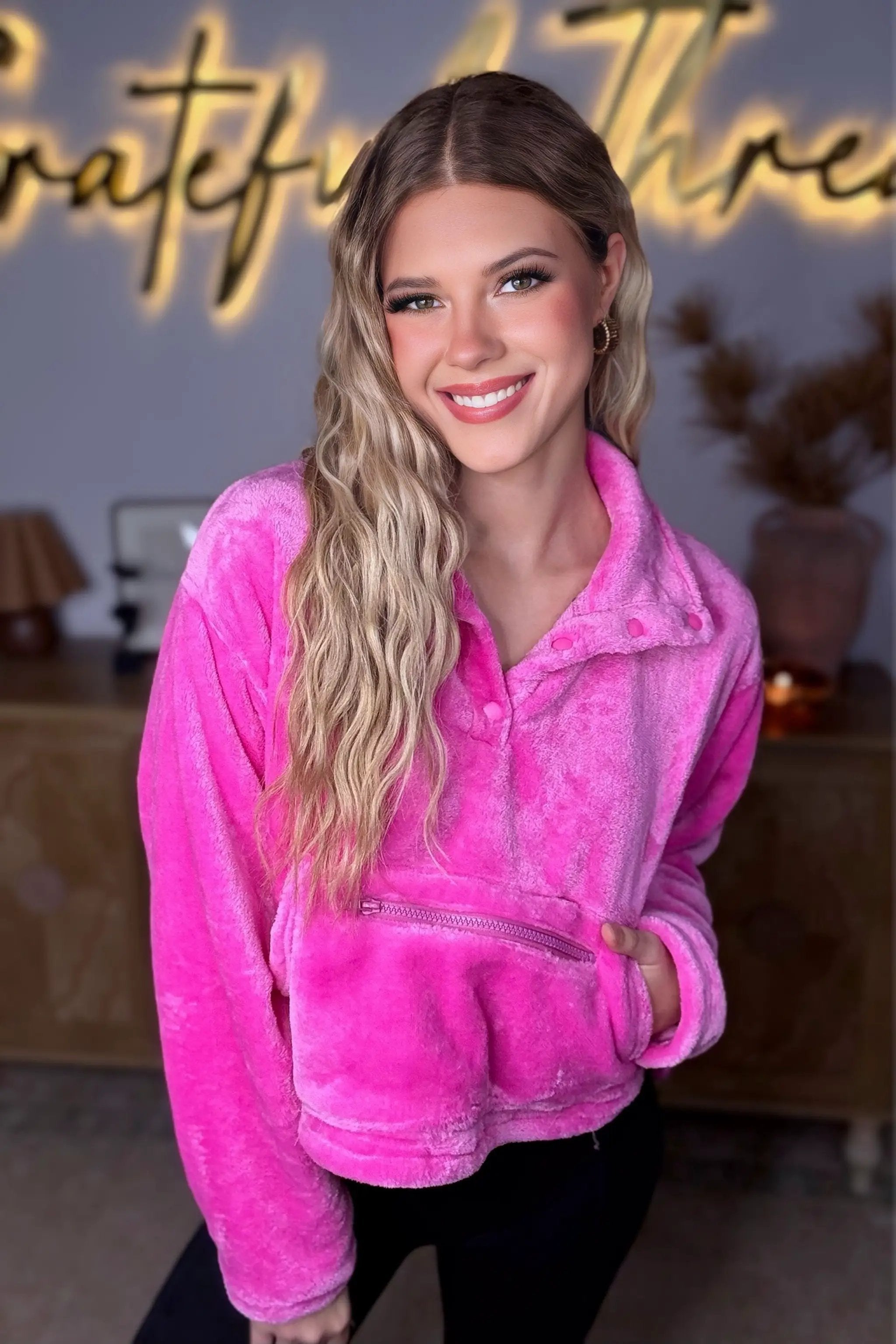 Le Lis LE LIS Electric Pink Boxy Fleece Pullover - Sweatshirts