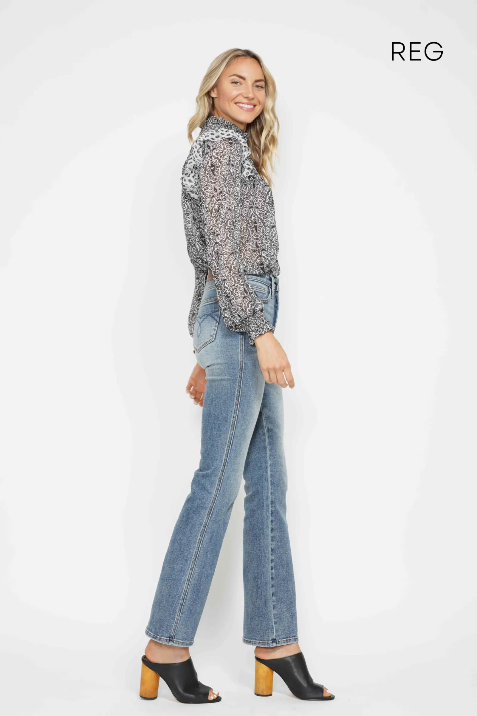 Judy Blue The High Waist Embroidered Back Pockets Denim Jeans: REG INSEAM - Jeans judy blue