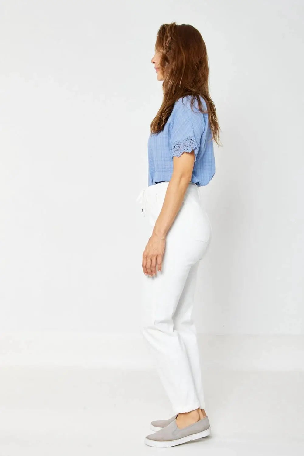 Judy Blue The High Waist White Cuffed Jogger Denim Jeans: REG & CURVY - Jeans judy blue utility jogger jeans