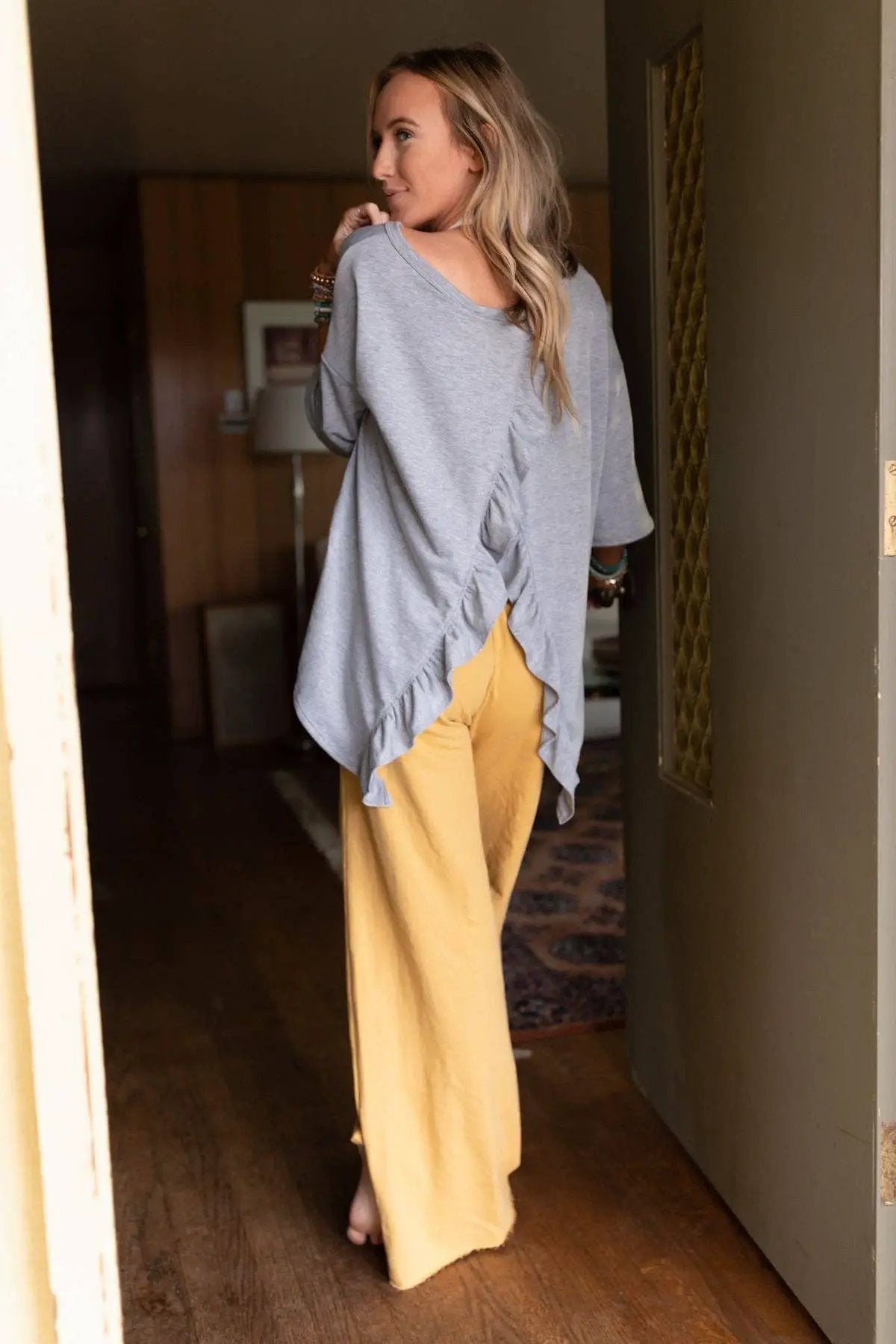 Three Bird Nest Three Bird Nest - Must Have High Low Tee - Heather Gray - Clothing Tops